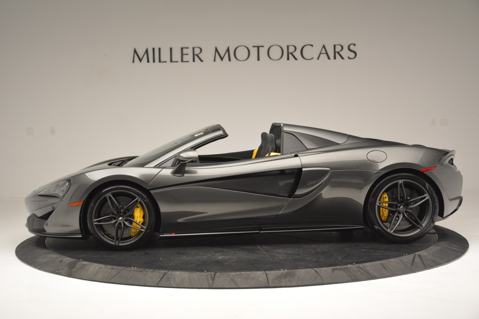 Used-2019-McLaren-570S-Spider