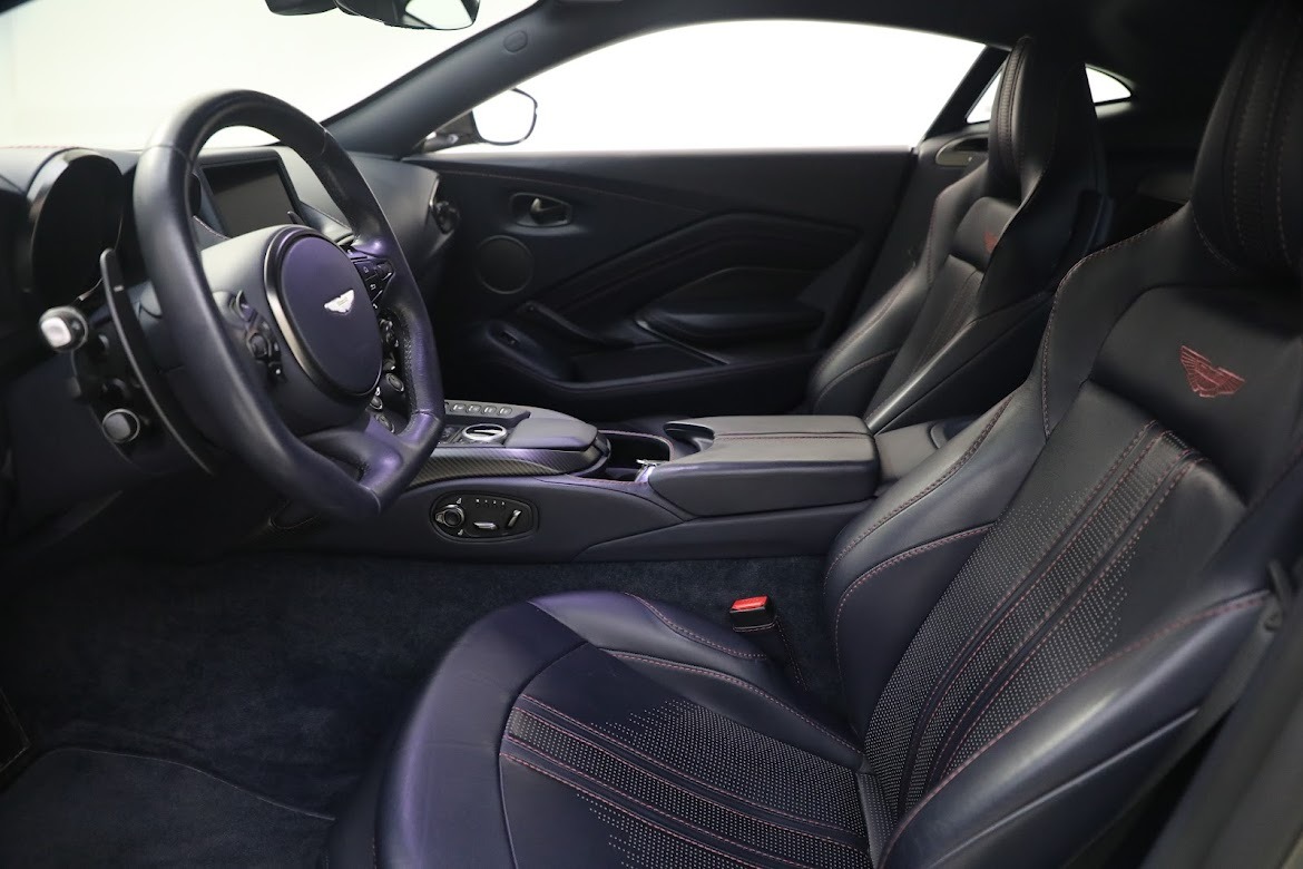 Used-2019-Aston-Martin-Vantage
