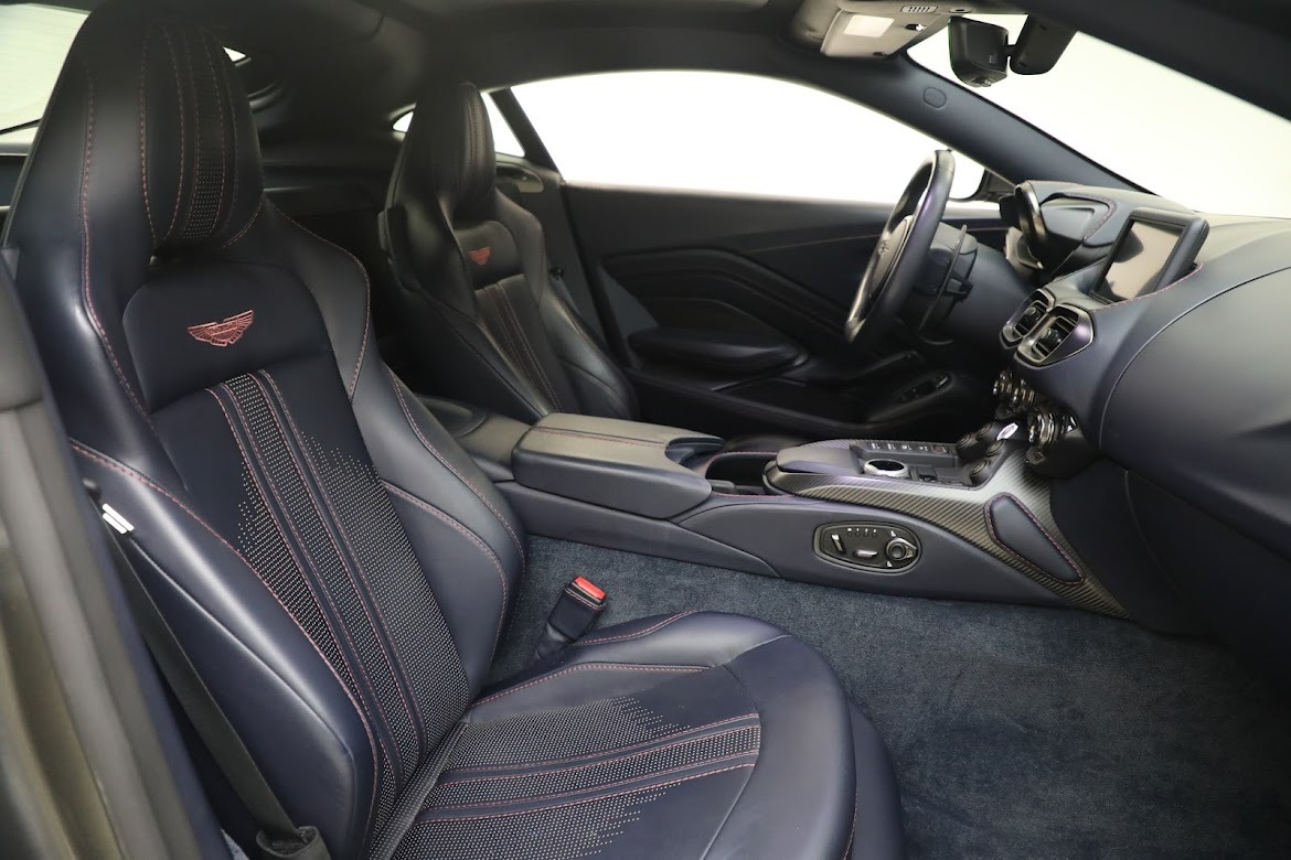 Used-2019-Aston-Martin-Vantage