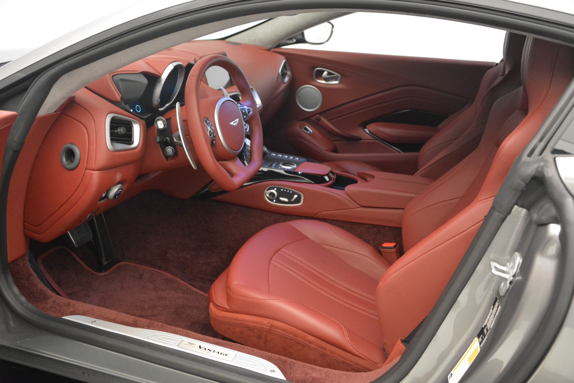 New-2019-Aston-Martin-Vantage