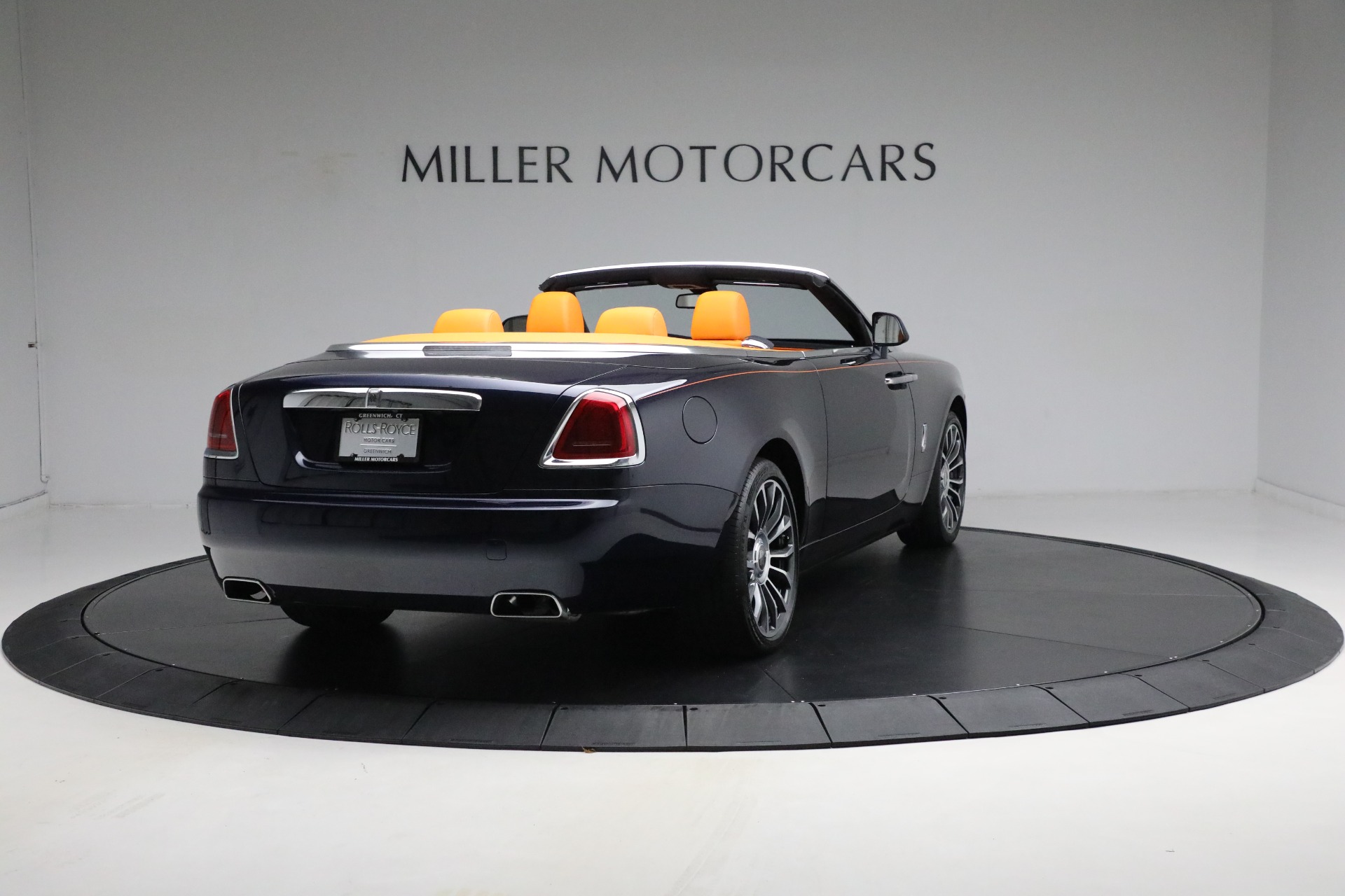 Used-2019-Rolls-Royce-Dawn