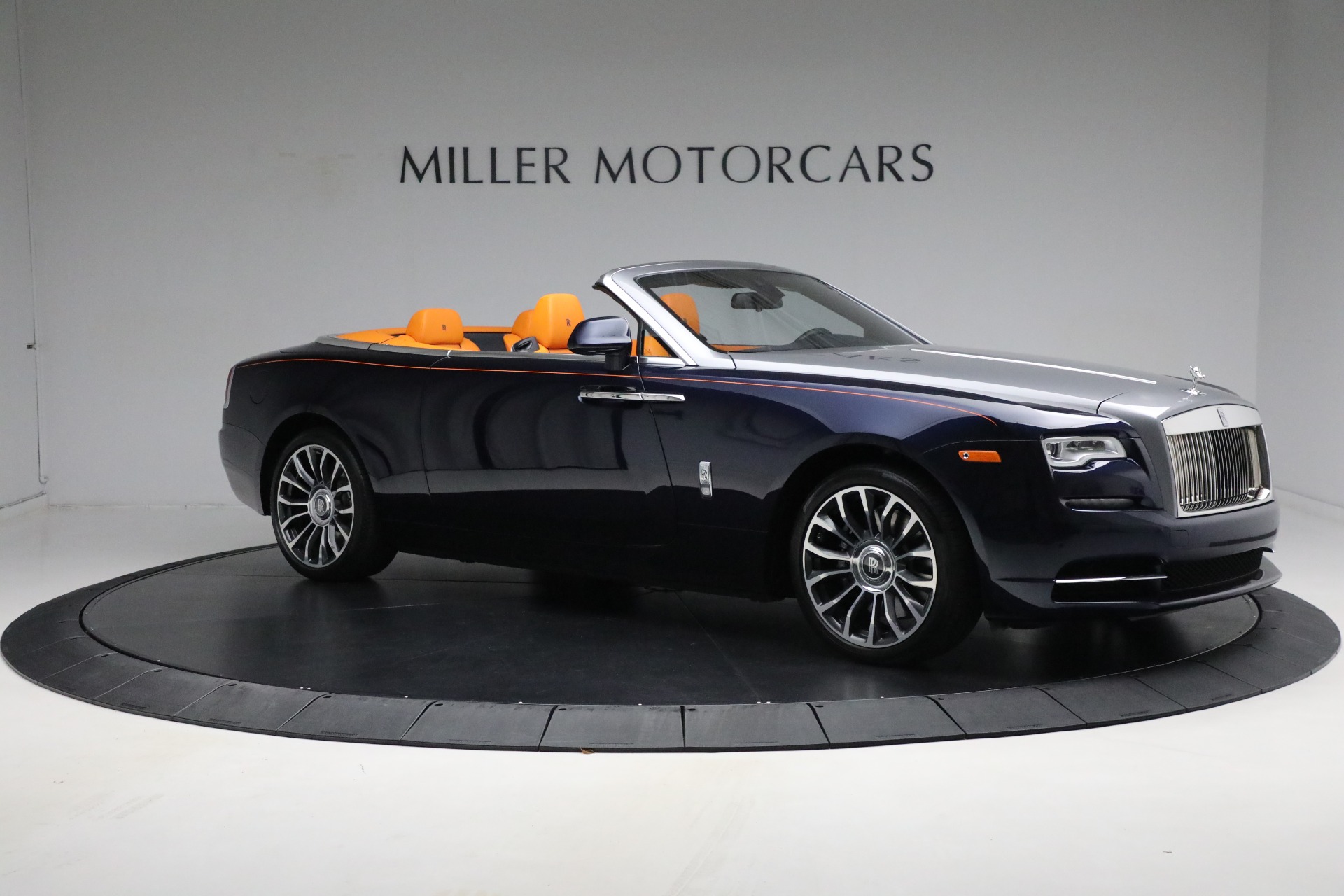 Used-2019-Rolls-Royce-Dawn