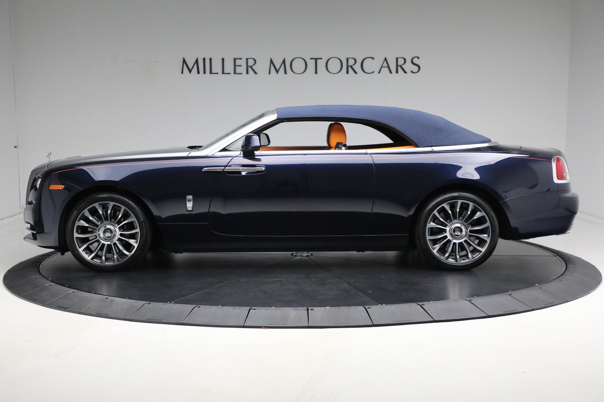 Used-2019-Rolls-Royce-Dawn