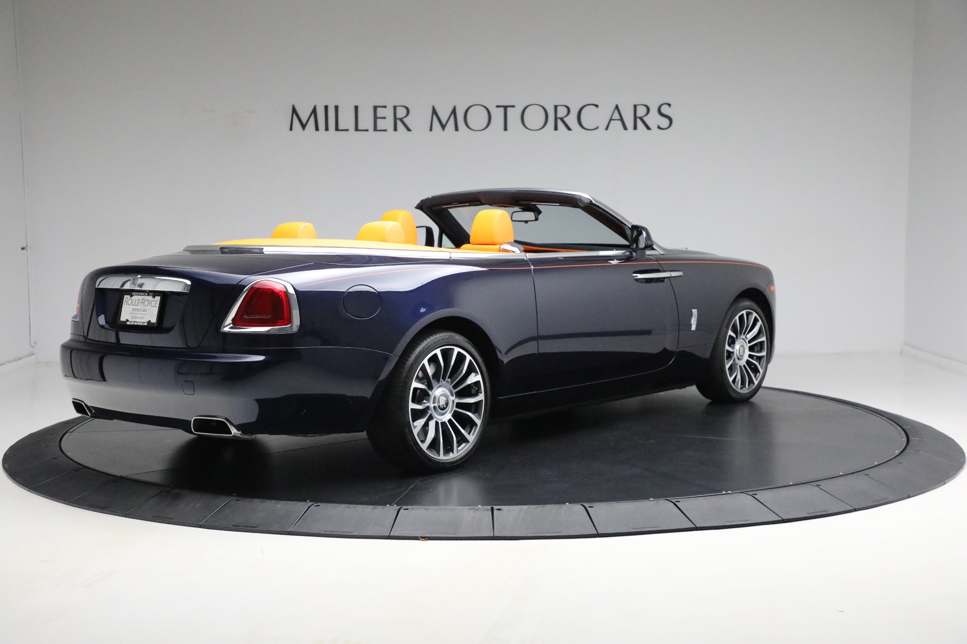 Used-2019-Rolls-Royce-Dawn