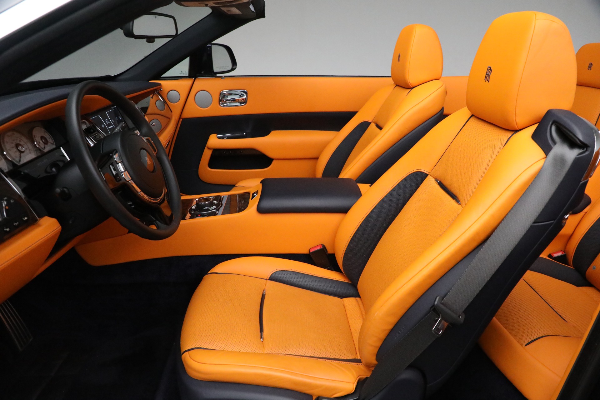 Used-2019-Rolls-Royce-Dawn