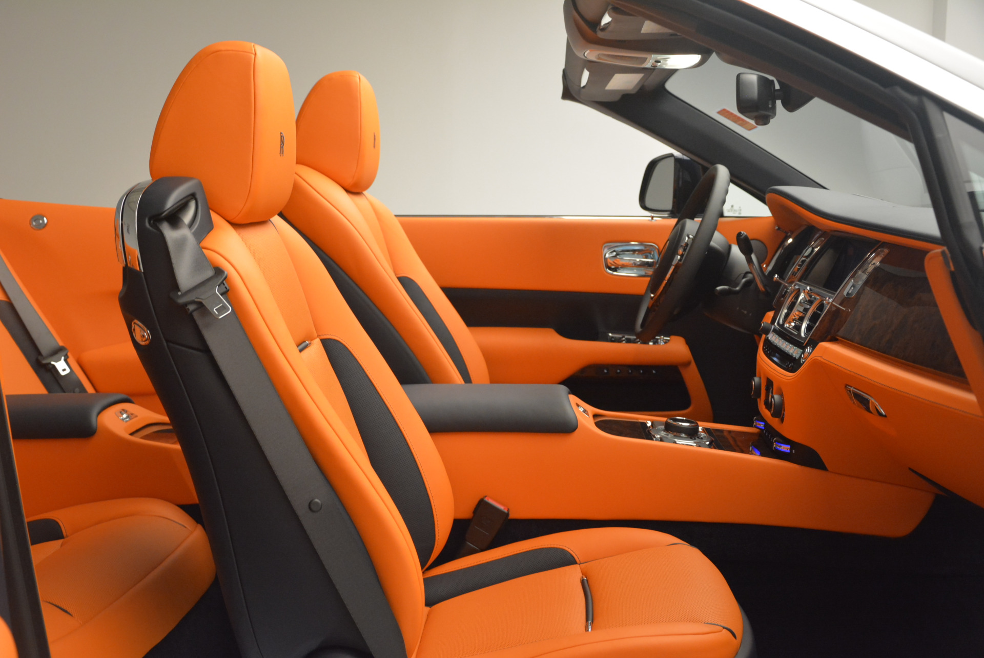 Used-2019-Rolls-Royce-Dawn