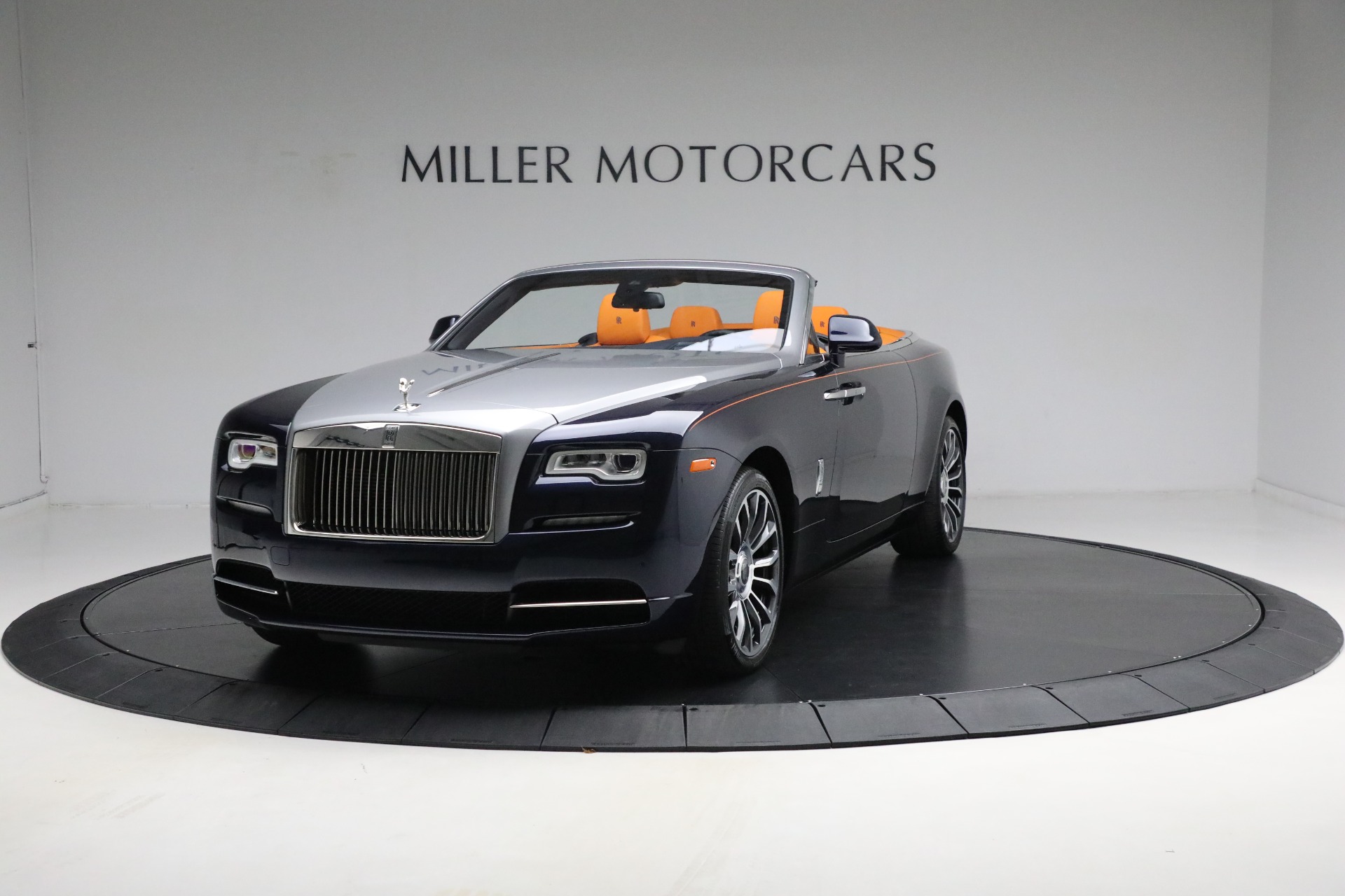 Used-2019-Rolls-Royce-Dawn