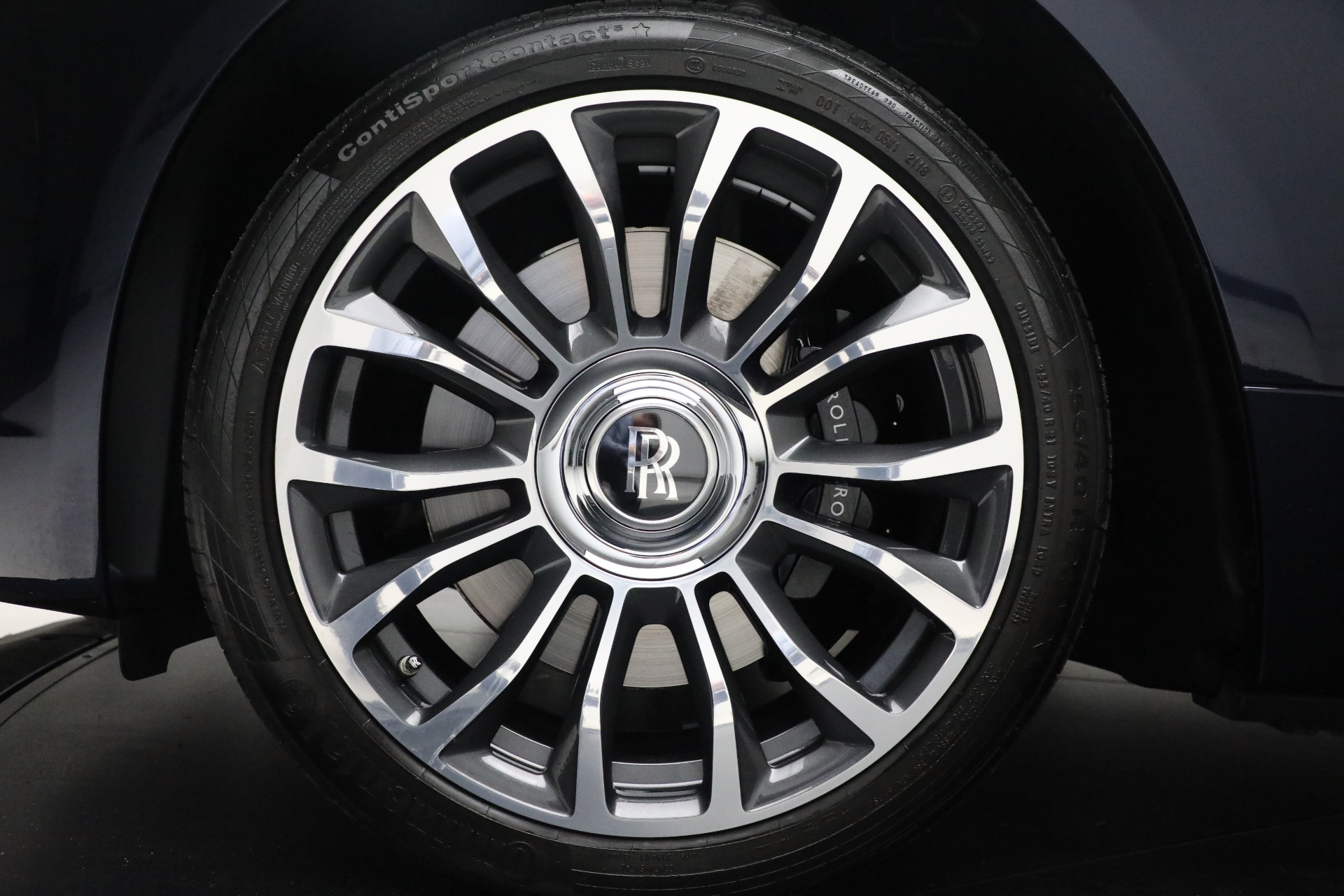 Used-2019-Rolls-Royce-Dawn