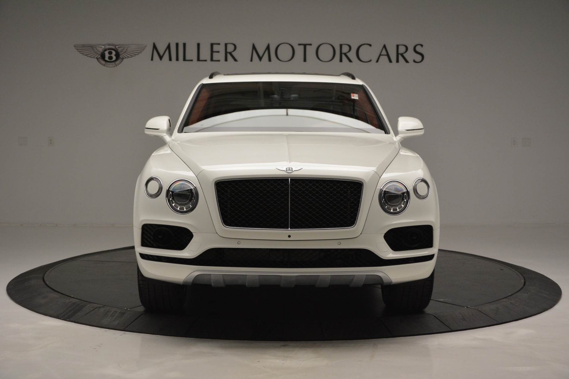 New-2019-Bentley-Bentayga-V8