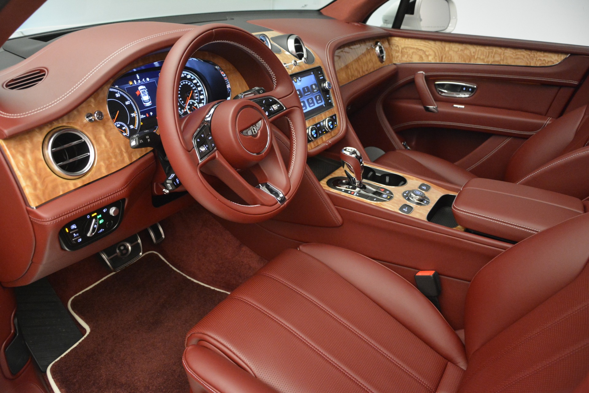 New-2019-Bentley-Bentayga-V8