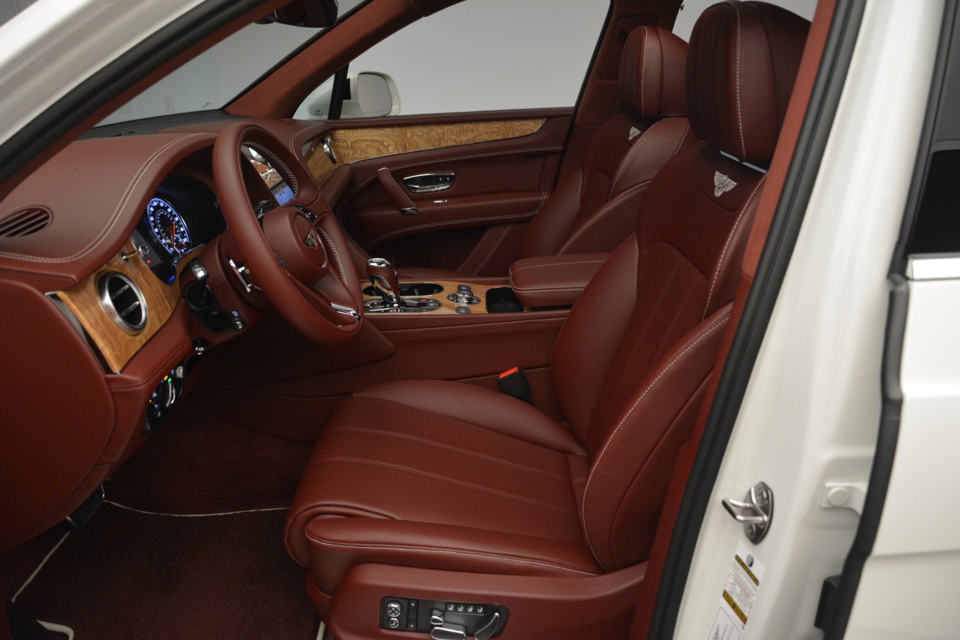 New-2019-Bentley-Bentayga-V8