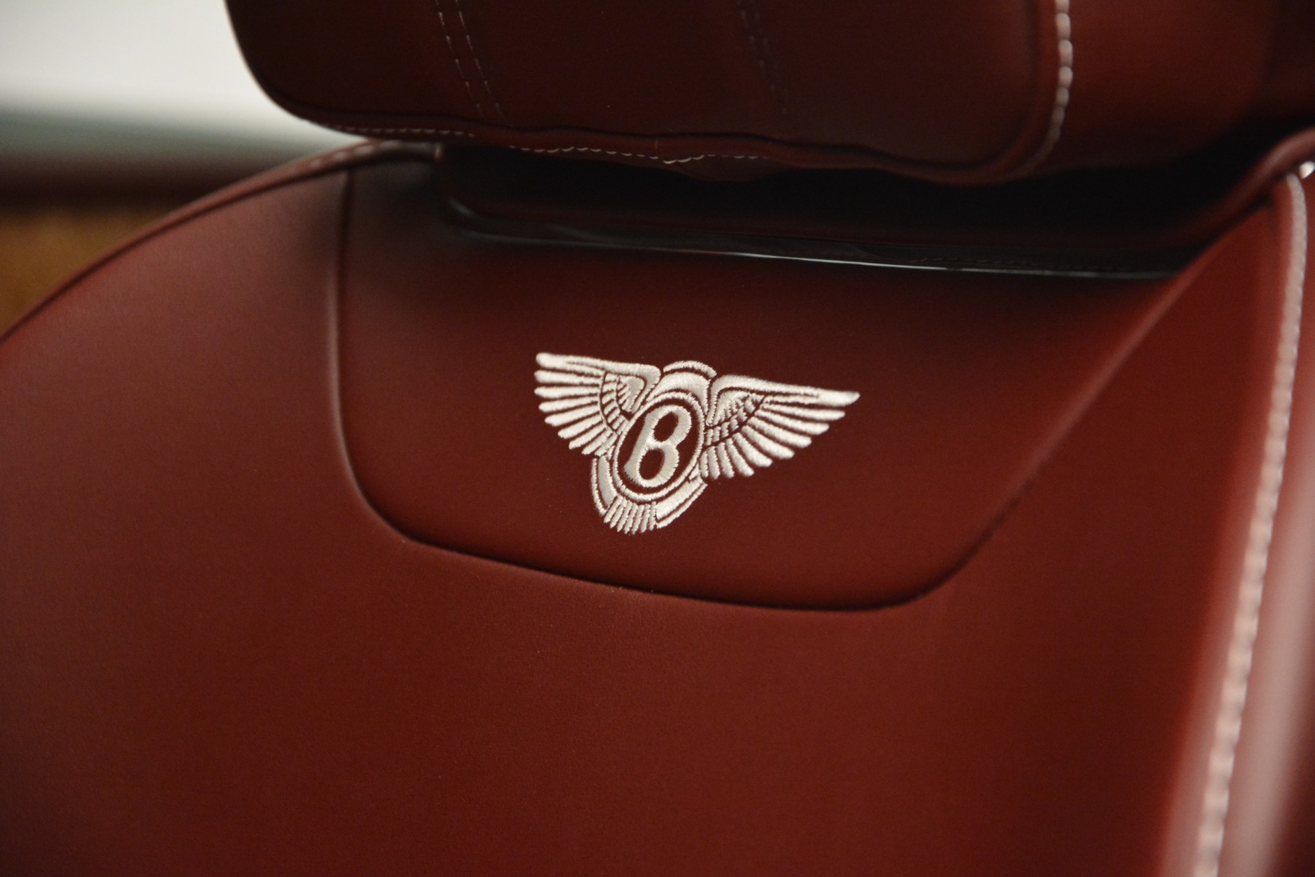 New-2019-Bentley-Bentayga-V8