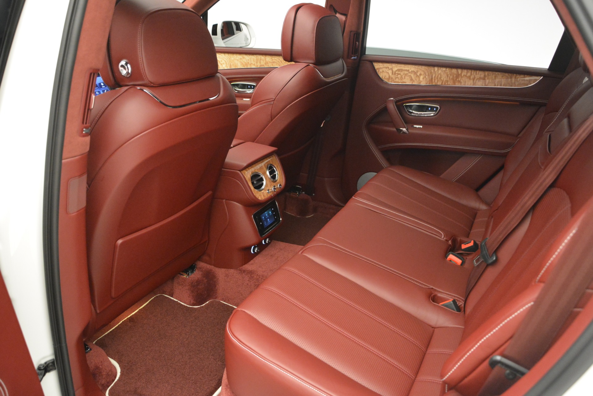 New-2019-Bentley-Bentayga-V8