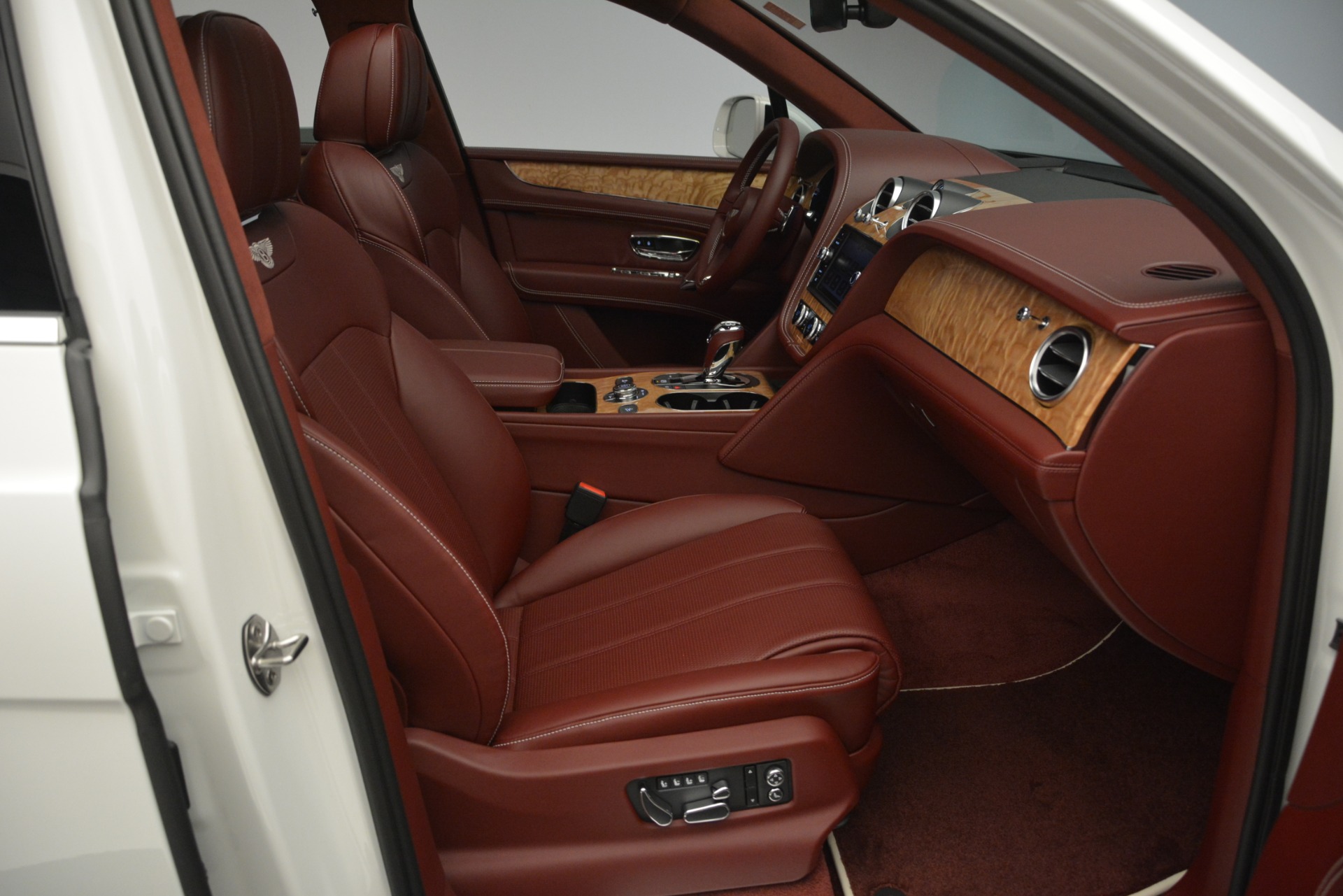 New-2019-Bentley-Bentayga-V8