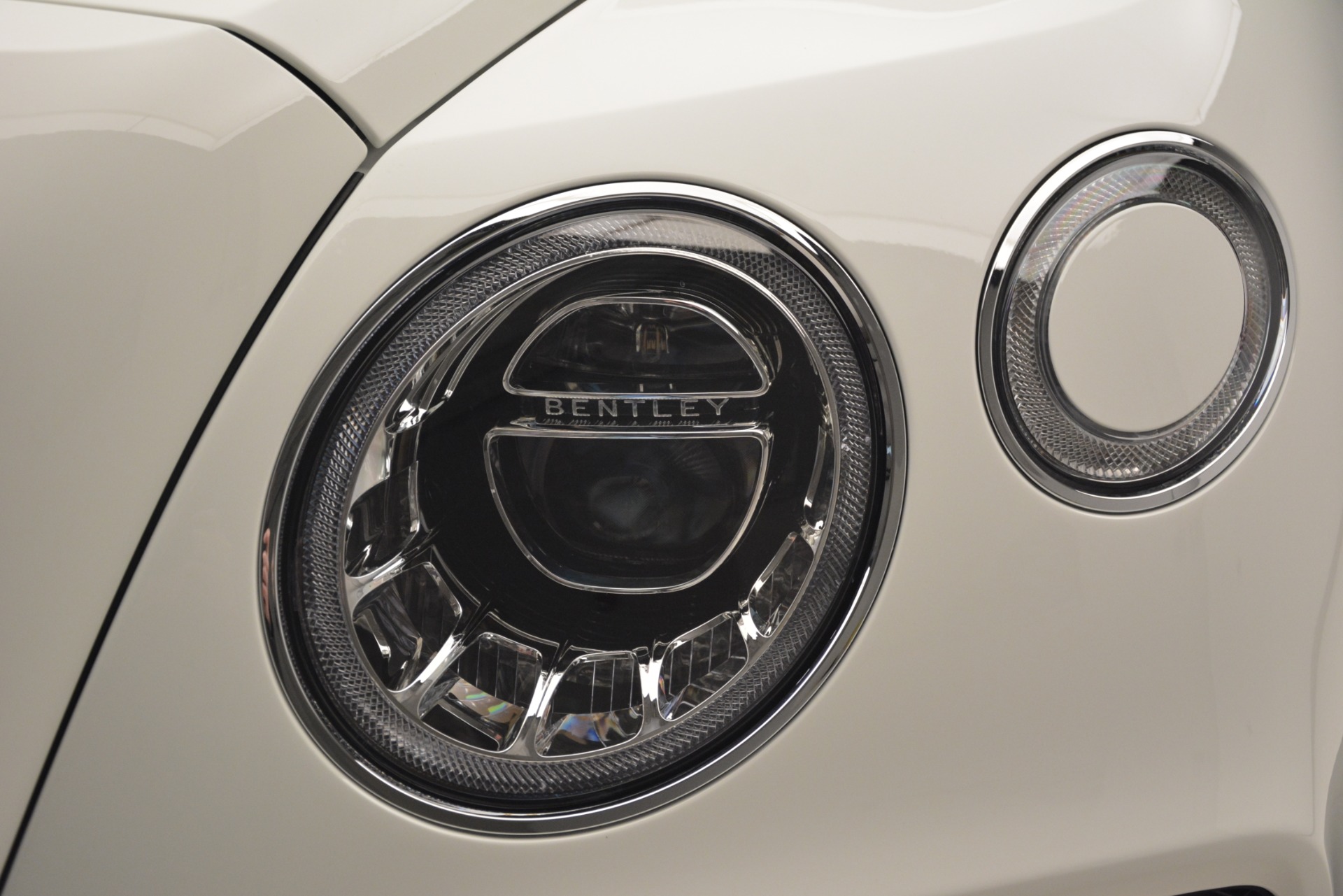 New-2019-Bentley-Bentayga-V8