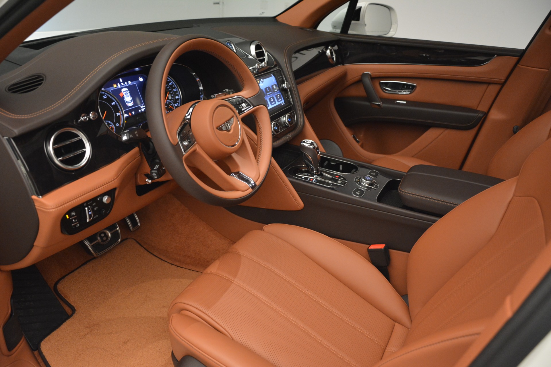 New-2019-Bentley-Bentayga-V8