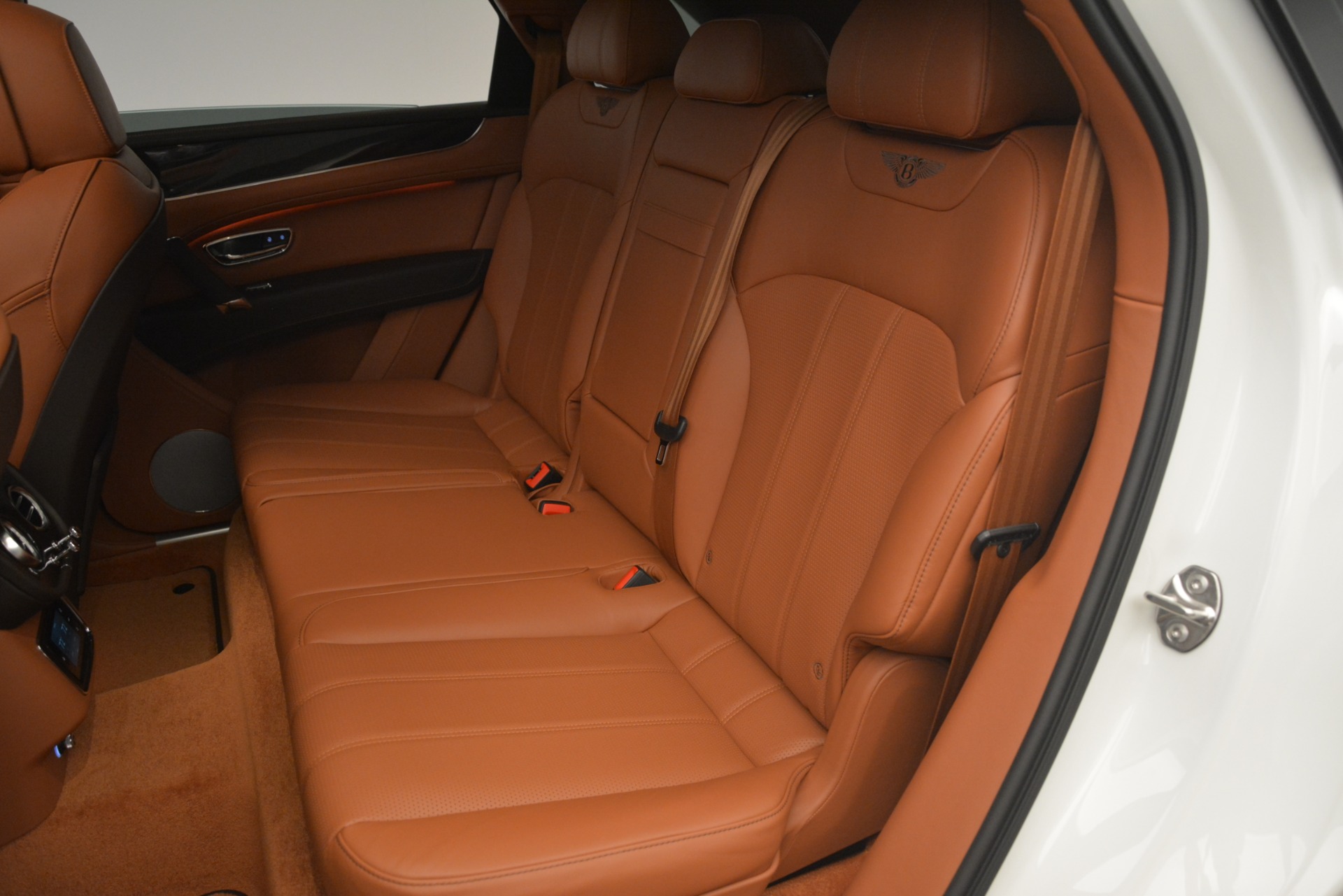 New-2019-Bentley-Bentayga-V8