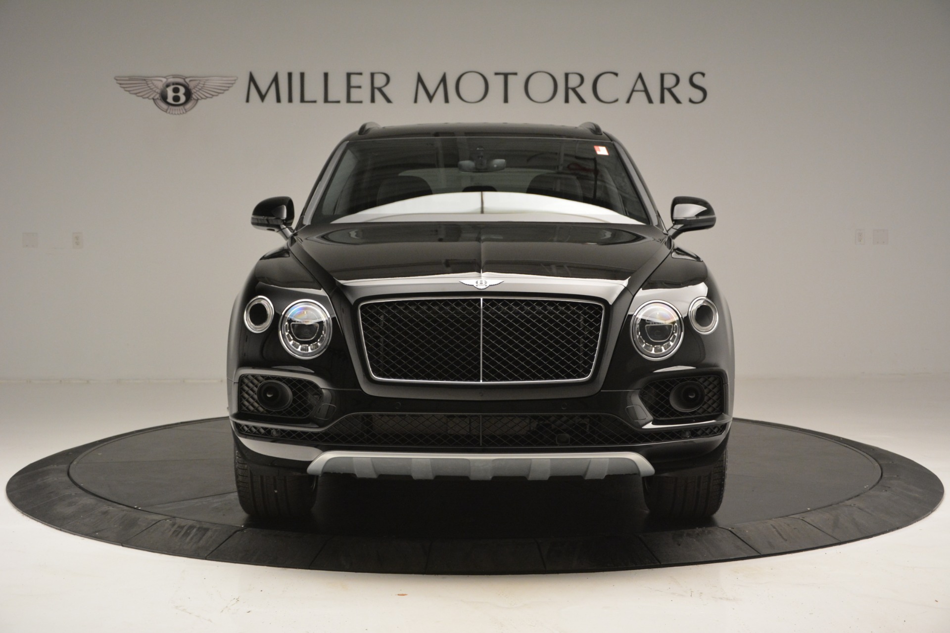 Used-2019-Bentley-Bentayga-V8