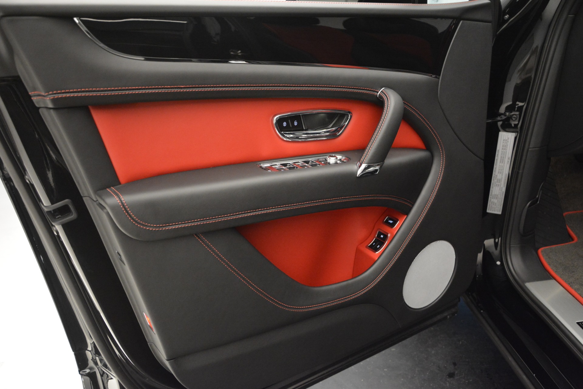 Used-2019-Bentley-Bentayga-V8