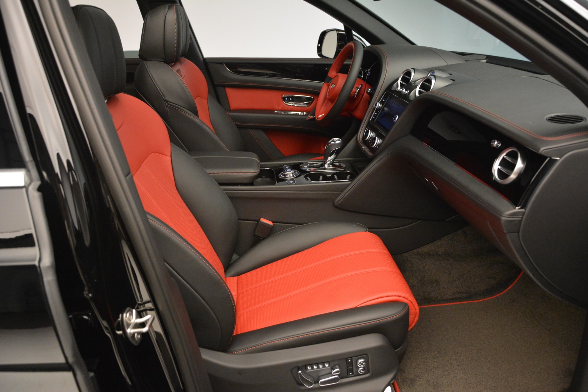 Used-2019-Bentley-Bentayga-V8