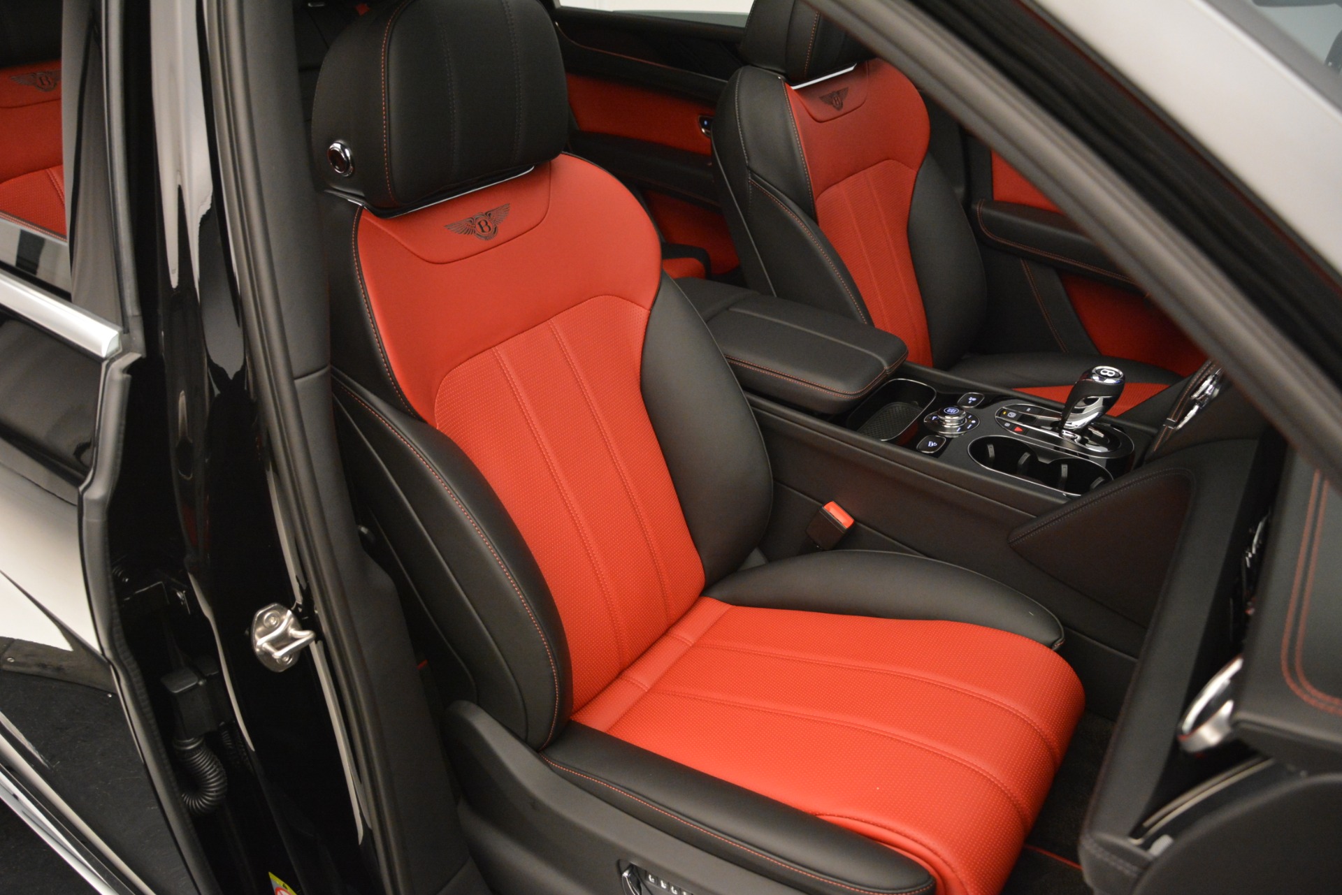 Used-2019-Bentley-Bentayga-V8