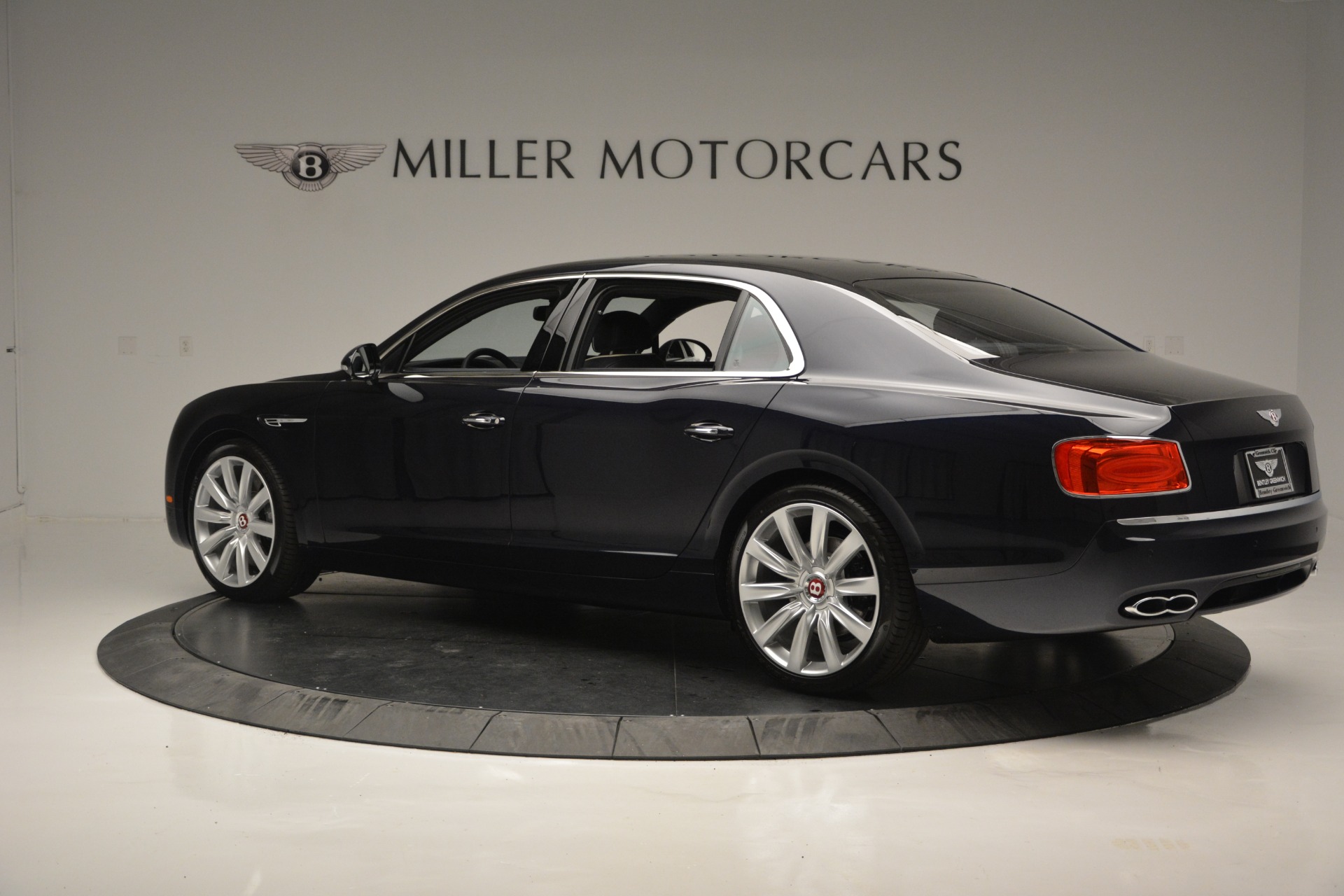 New-2018-Bentley-Flying-Spur-V8