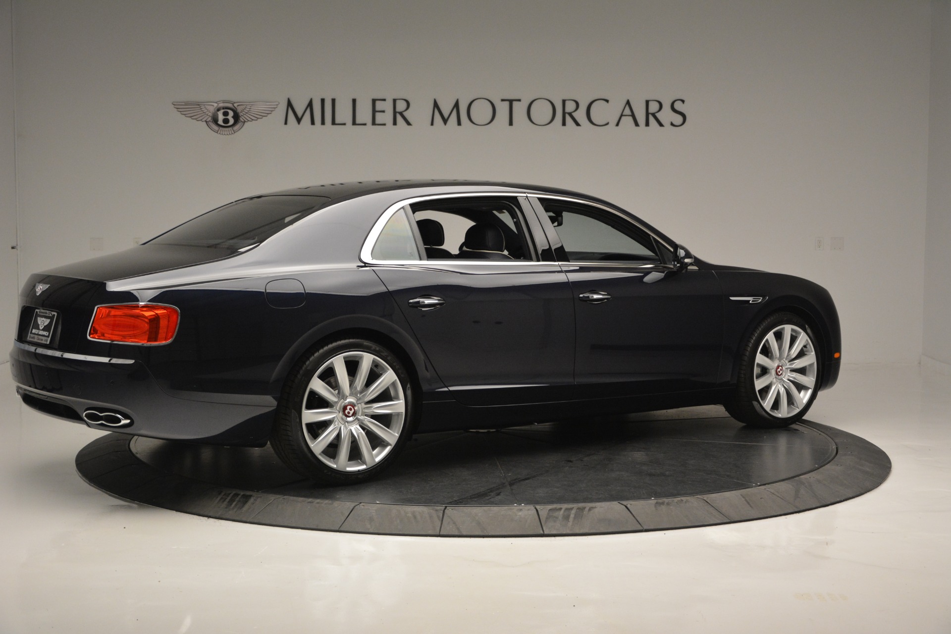 New-2018-Bentley-Flying-Spur-V8