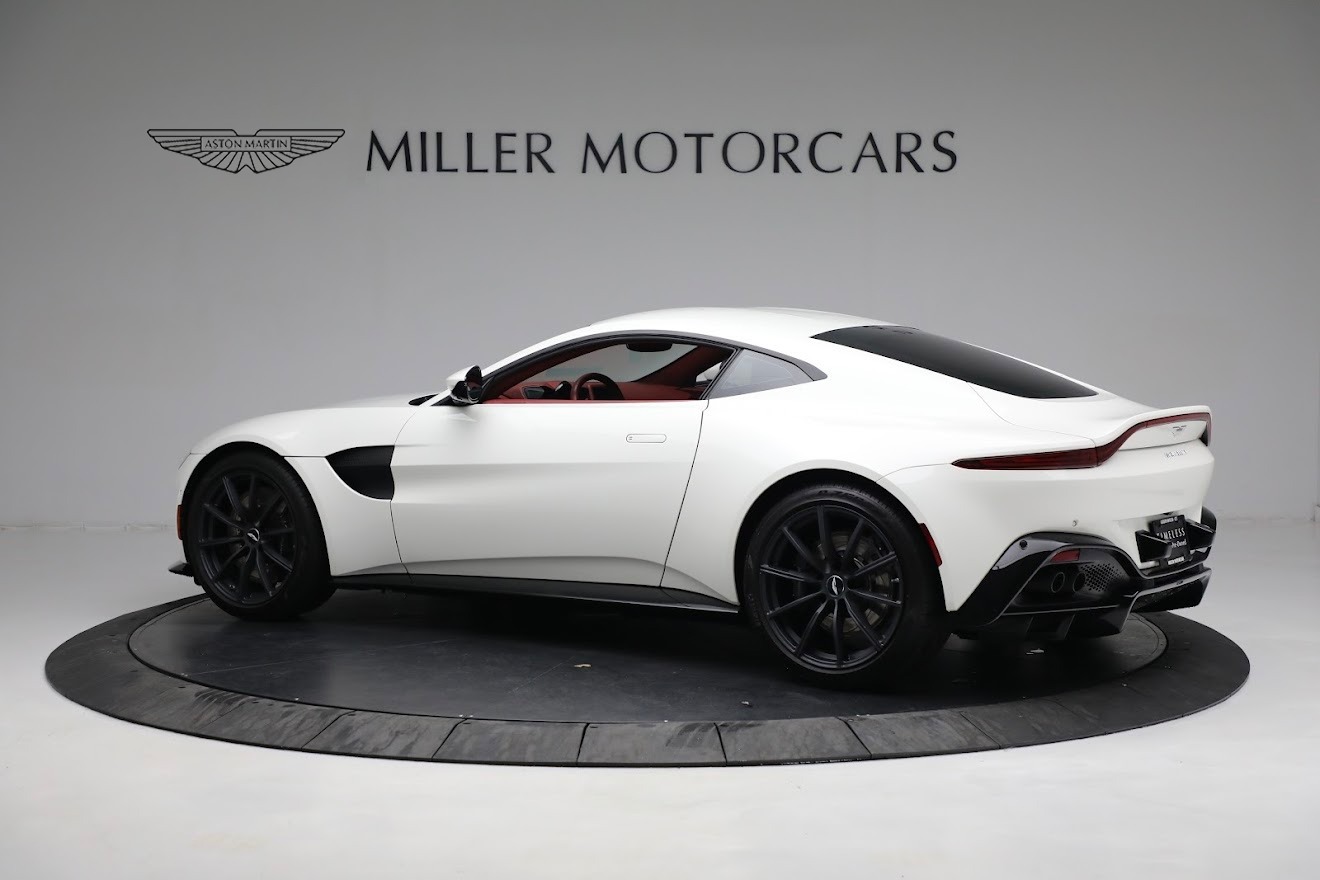 Used-2019-Aston-Martin-Vantage