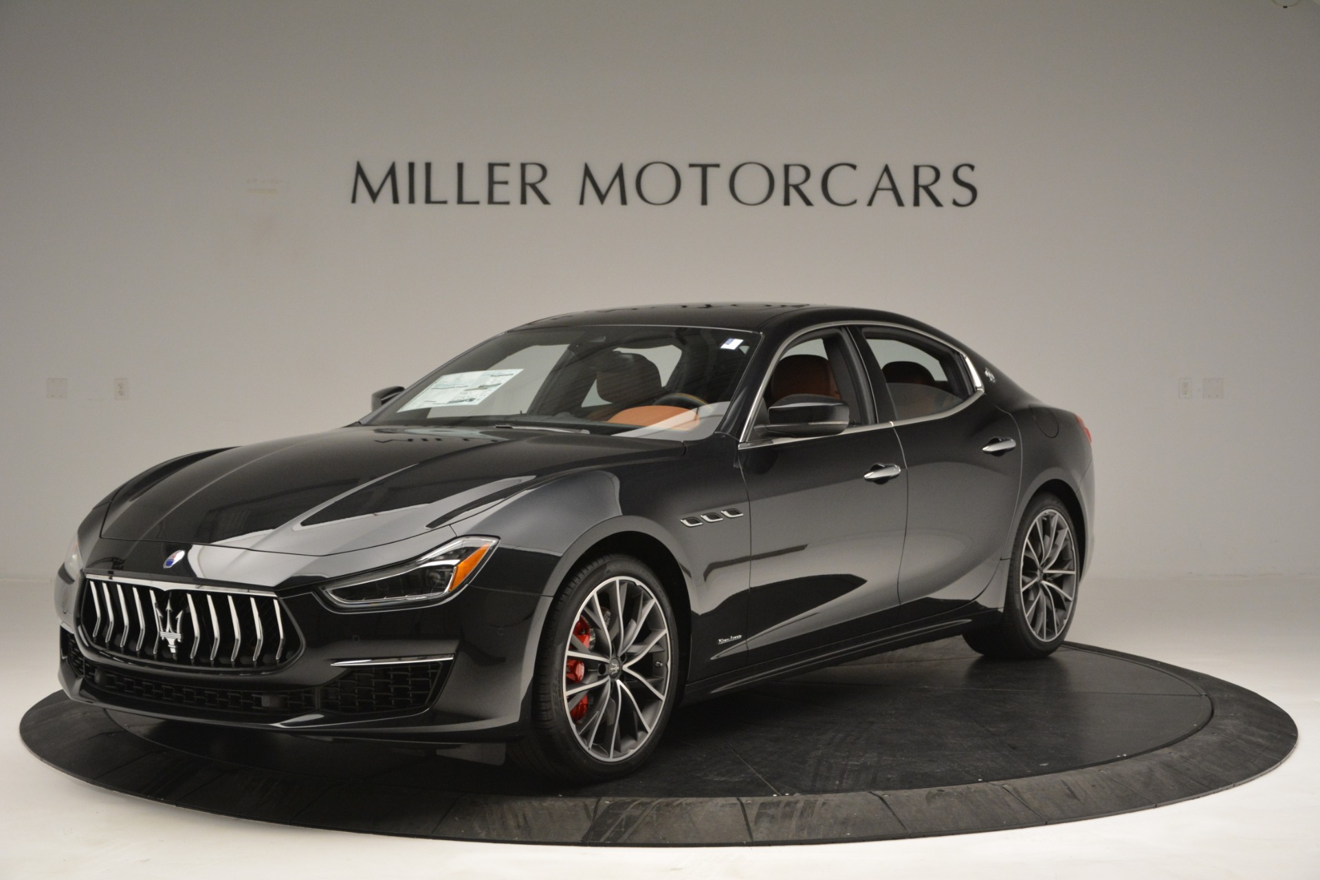 New-2019-Maserati-Ghibli-S-Q4-GranLusso