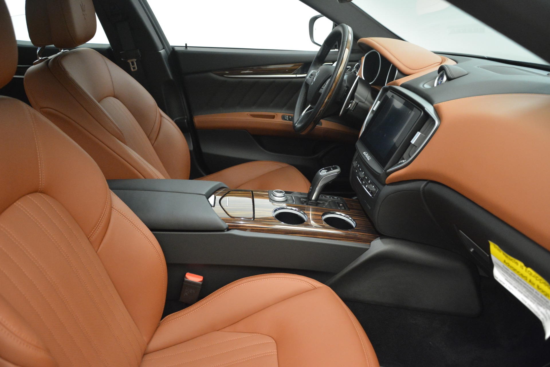 New-2019-Maserati-Ghibli-S-Q4-GranLusso