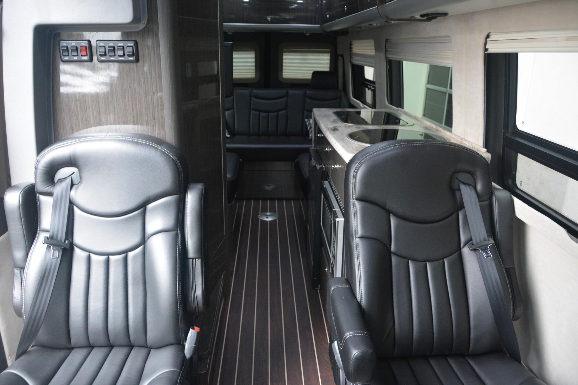 Used-2014-Mercedes-Benz-Sprinter-3500-Airstream-Lounge-Extended
