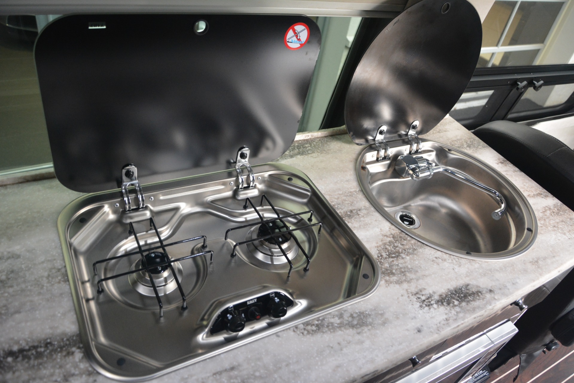 Used-2014-Mercedes-Benz-Sprinter-3500-Airstream-Lounge-Extended