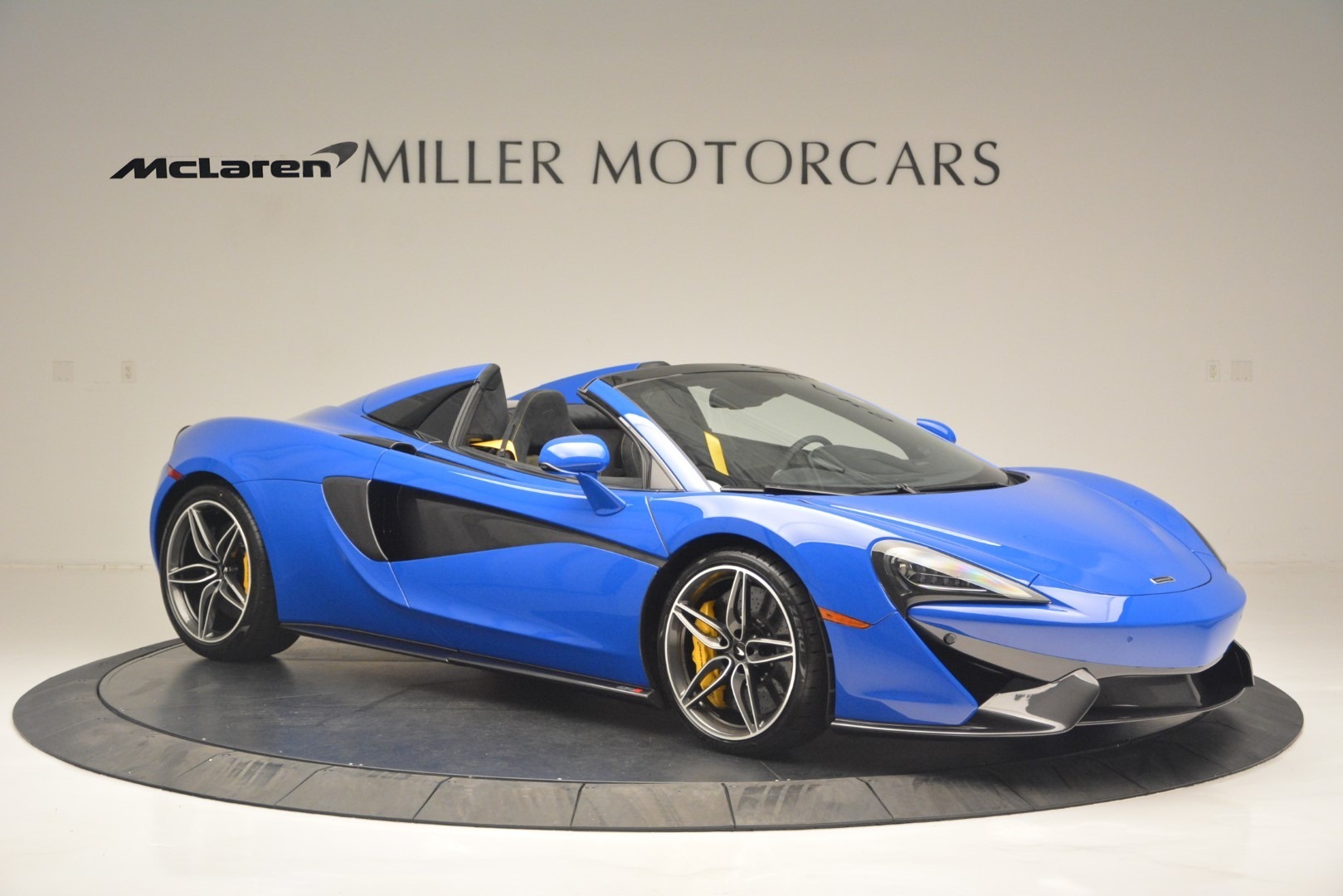 Used-2019-McLaren-570S-Spider-Convertible