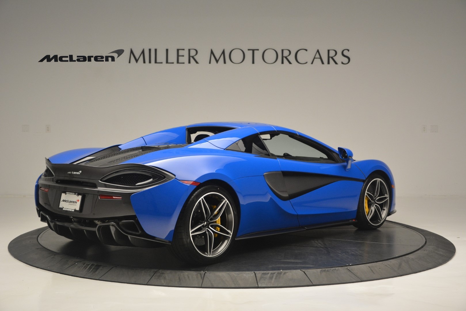 Used-2019-McLaren-570S-Spider-Convertible