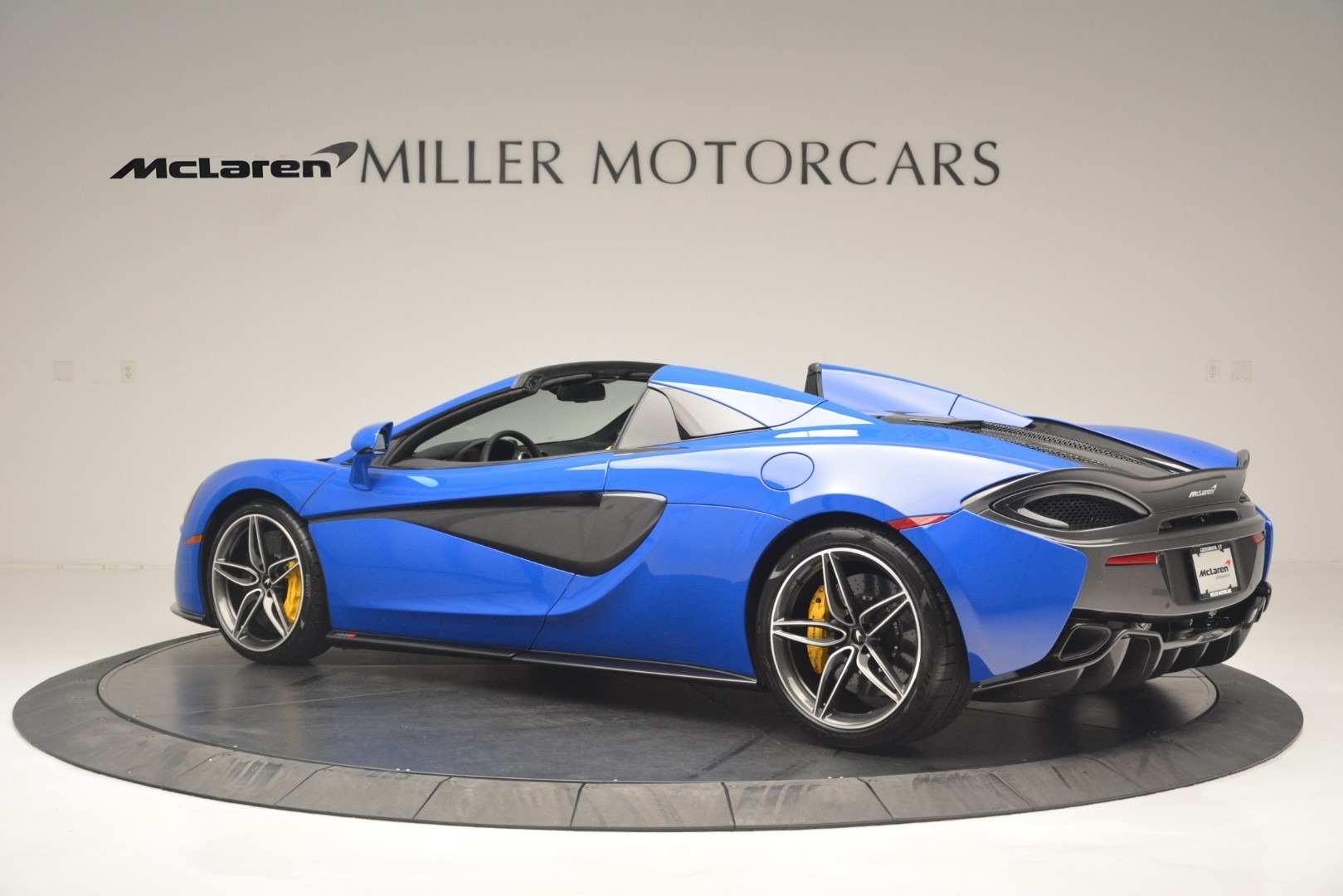 Used-2019-McLaren-570S-Spider-Convertible