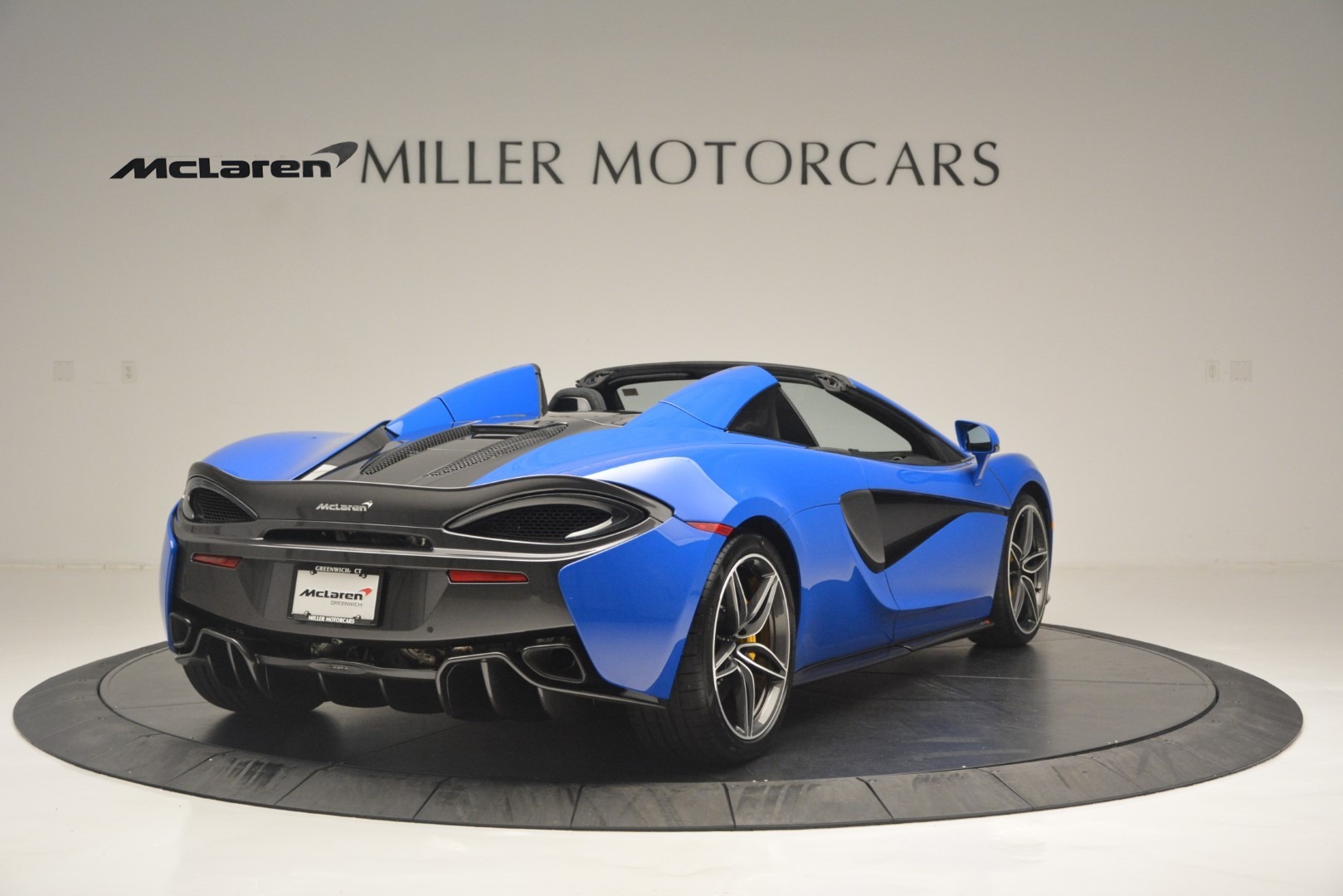 Used-2019-McLaren-570S-Spider-Convertible