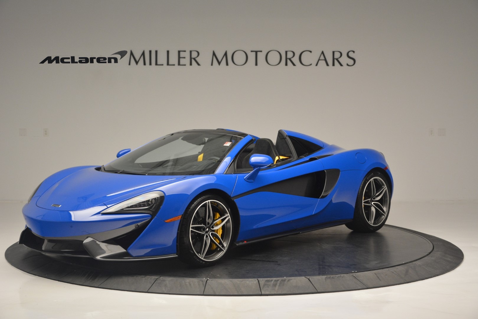 Used-2019-McLaren-570S-Spider-Convertible
