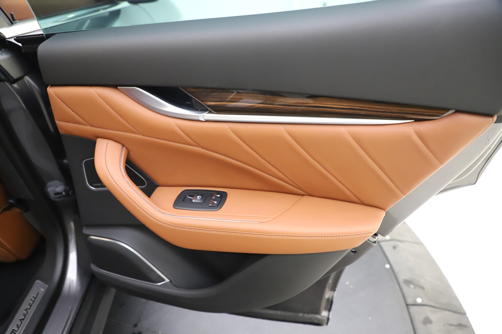 Used-2019-Maserati-Levante-Q4-GranLusso