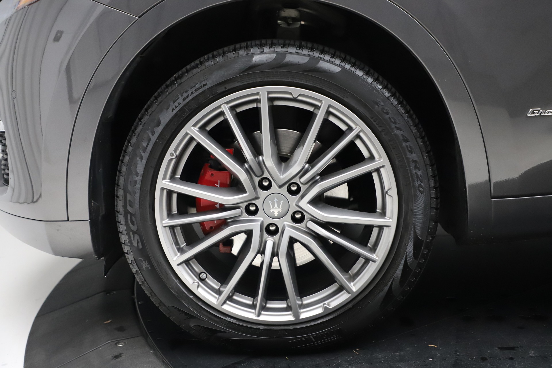 Used-2019-Maserati-Levante-Q4-GranLusso