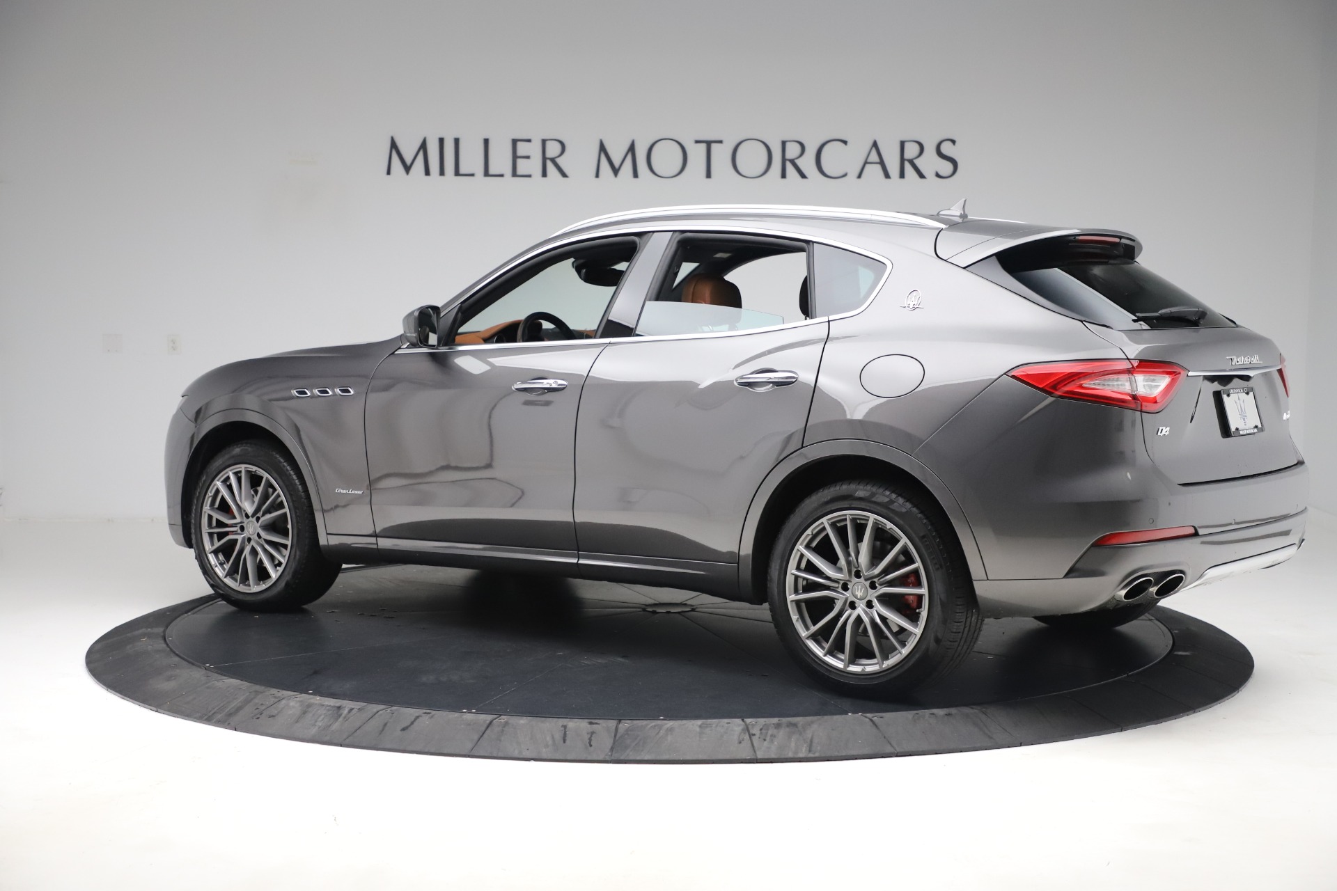 Used-2019-Maserati-Levante-Q4-GranLusso
