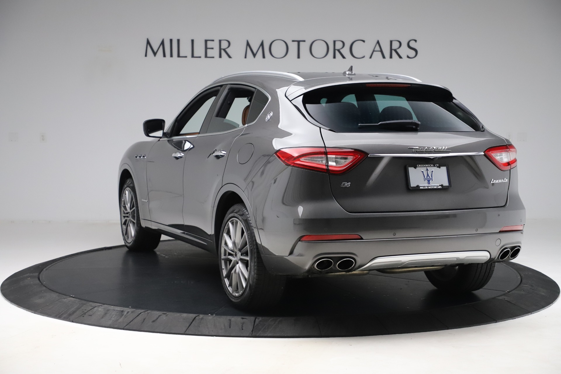 Used-2019-Maserati-Levante-Q4-GranLusso