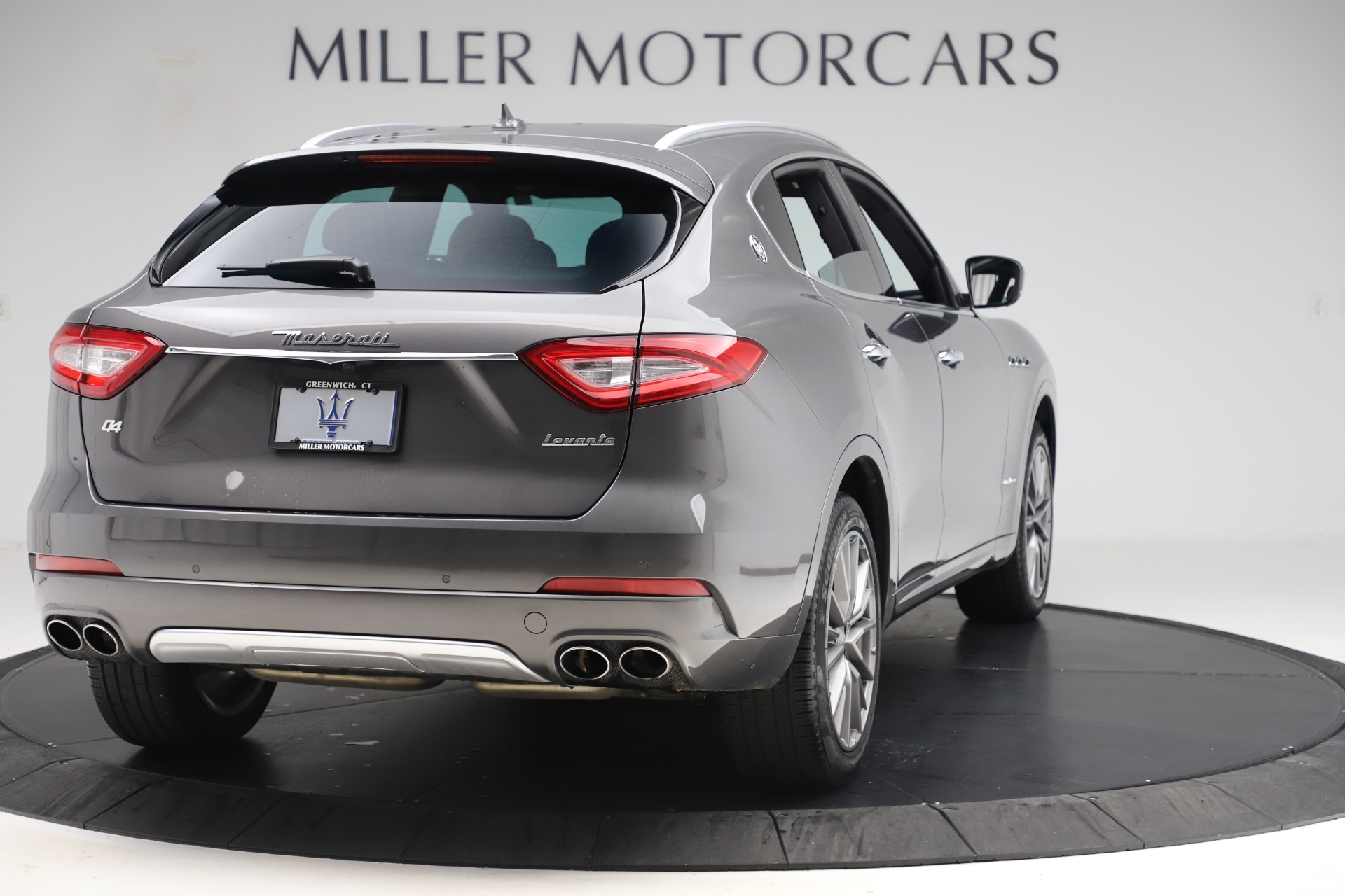 Used-2019-Maserati-Levante-Q4-GranLusso
