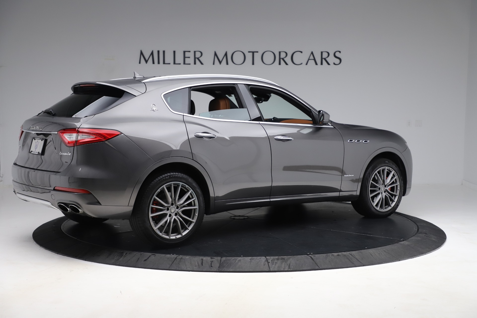 Used-2019-Maserati-Levante-Q4-GranLusso