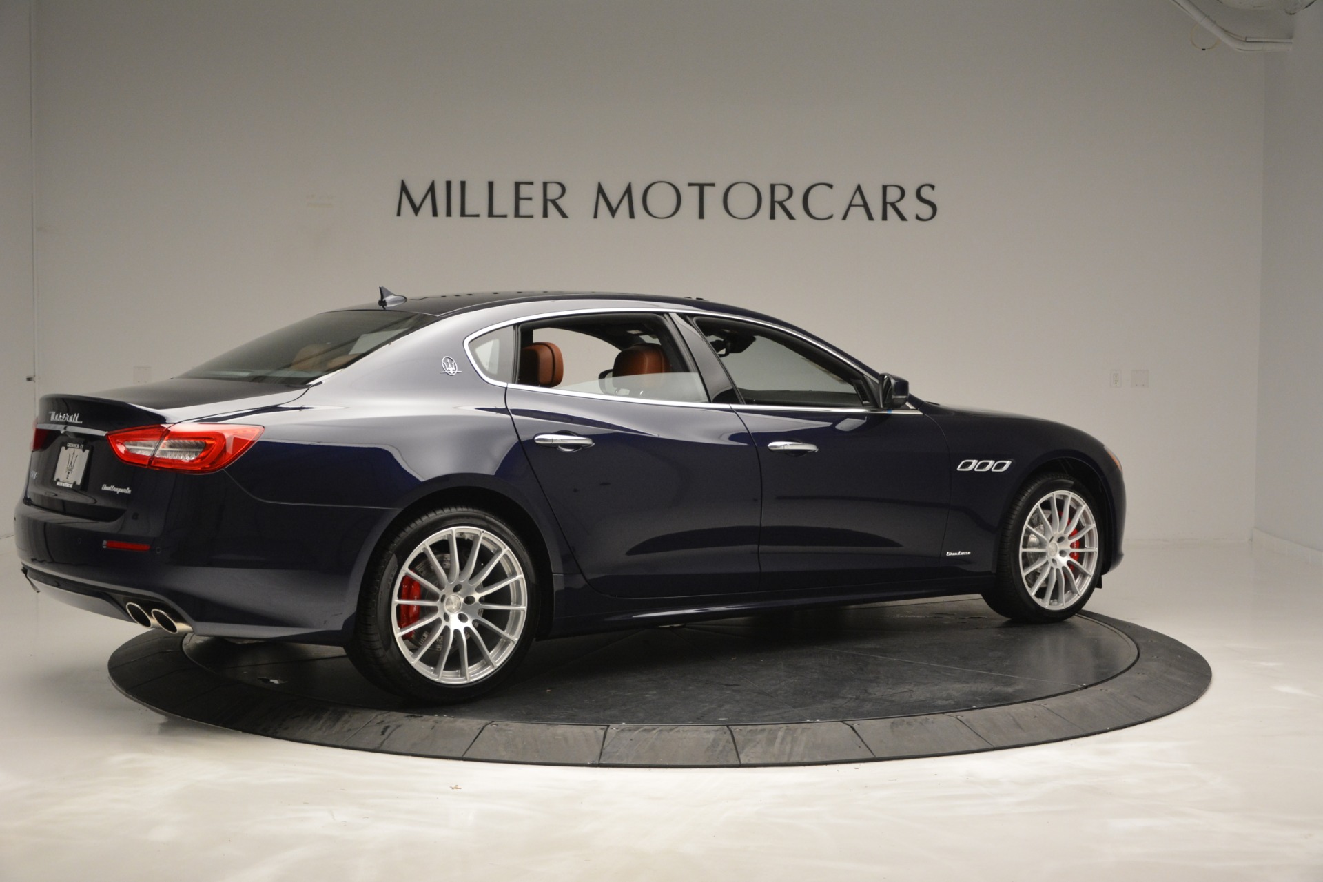 New-2019-Maserati-Quattroporte-S-Q4-GranLusso