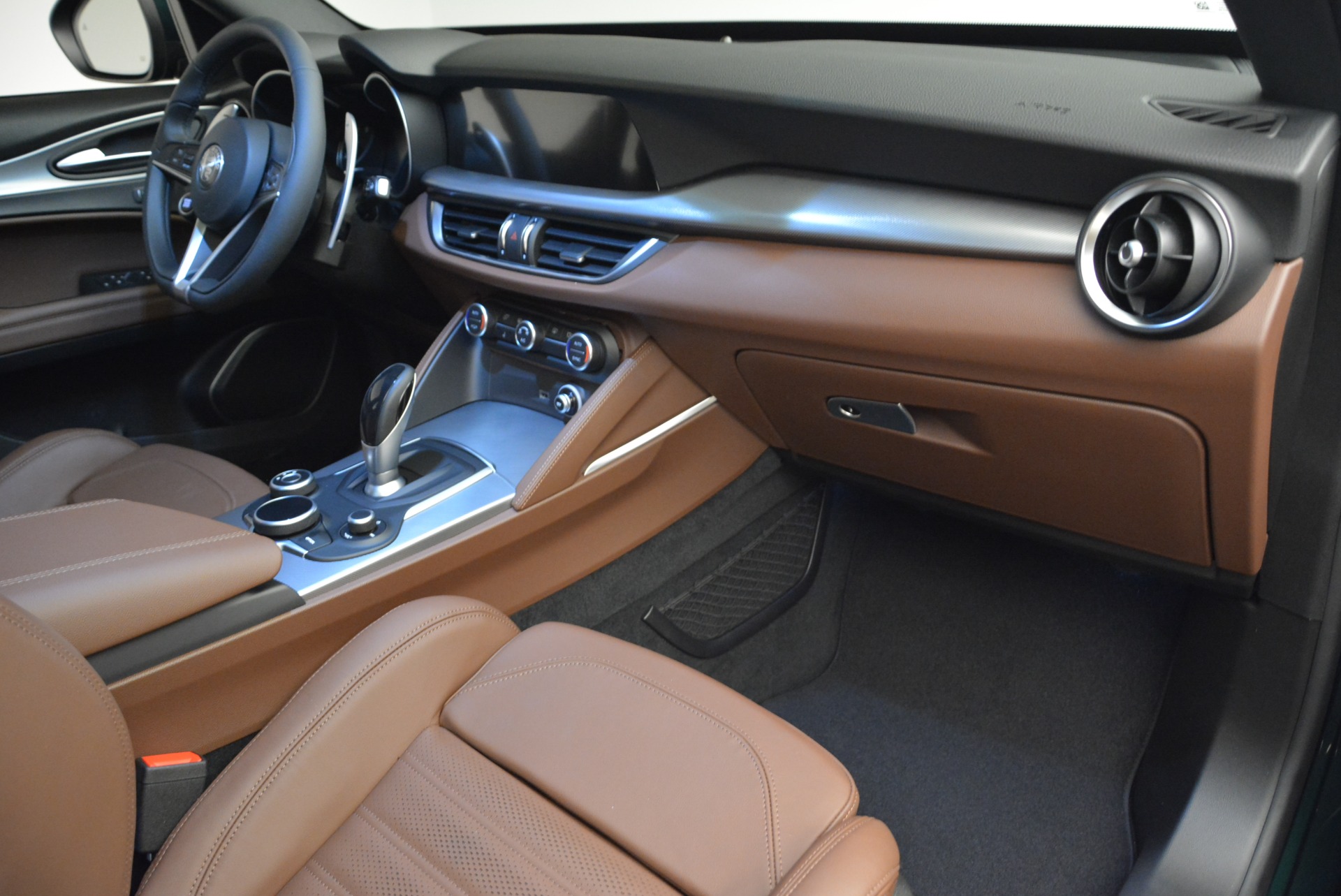 New-2018-Alfa-Romeo-Stelvio-Ti-Sport-Q4