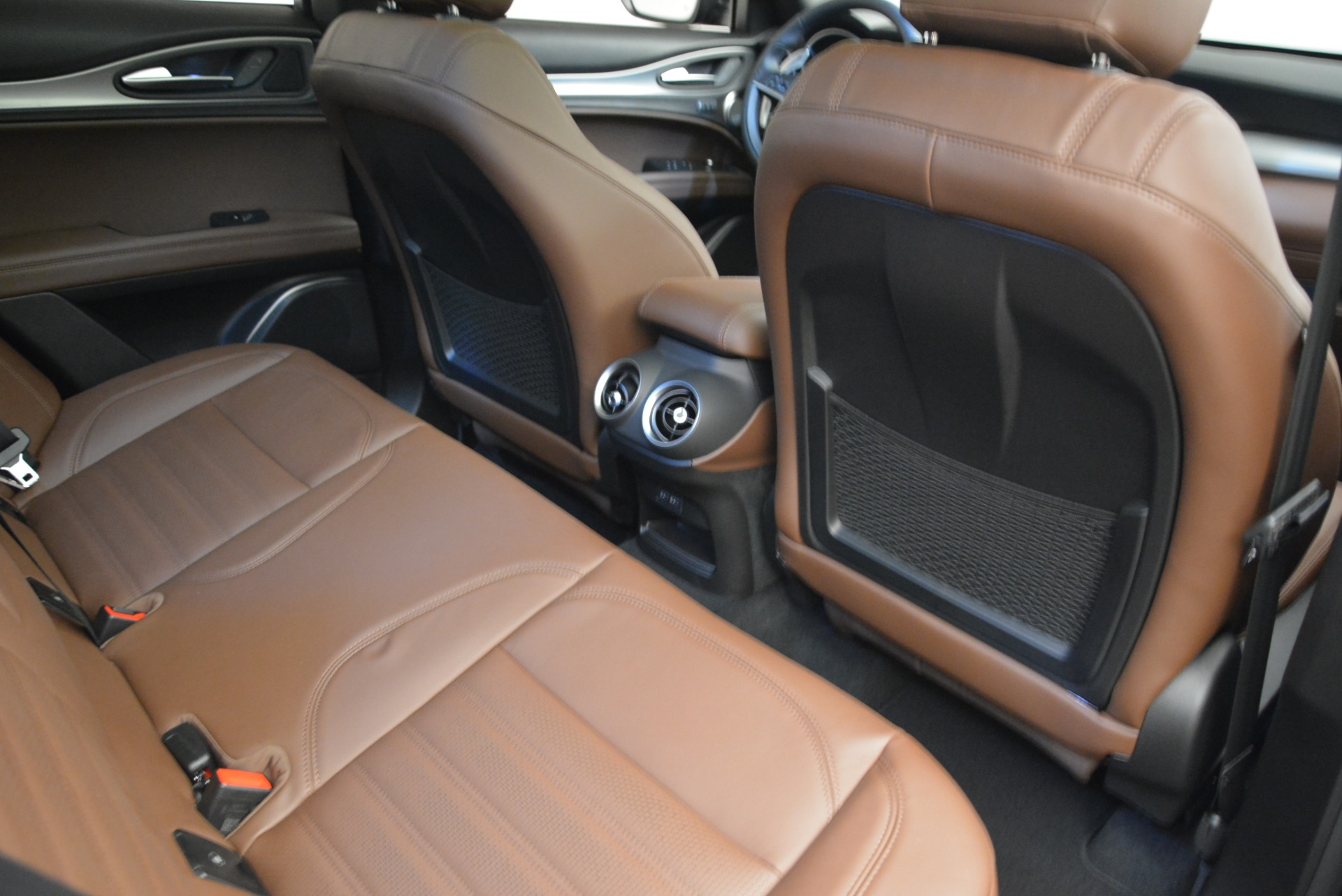 New-2018-Alfa-Romeo-Stelvio-Ti-Sport-Q4