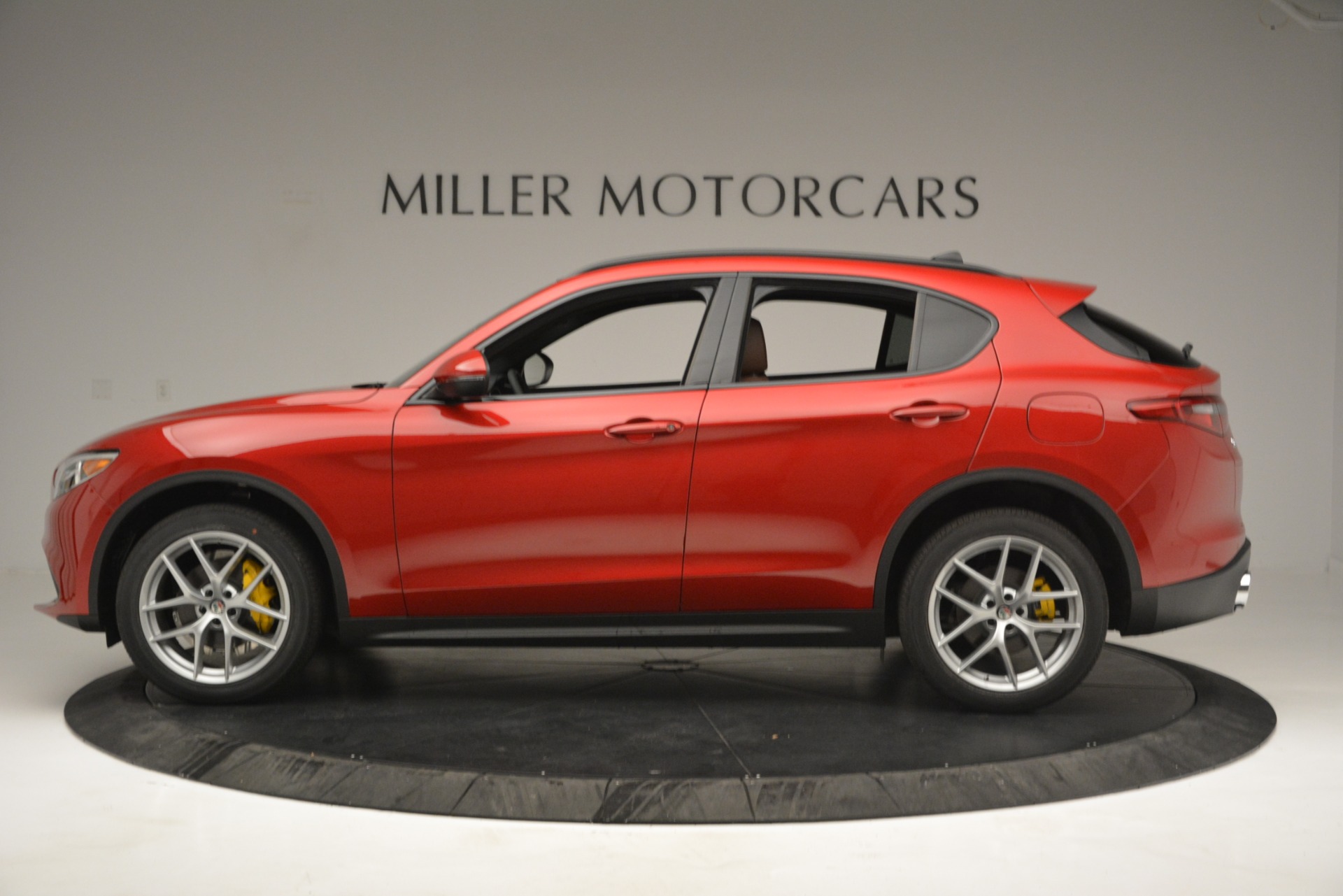 New-2018-Alfa-Romeo-Stelvio-Ti-Sport-Q4
