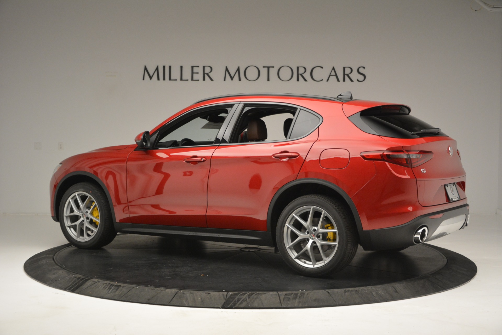 New-2018-Alfa-Romeo-Stelvio-Ti-Sport-Q4