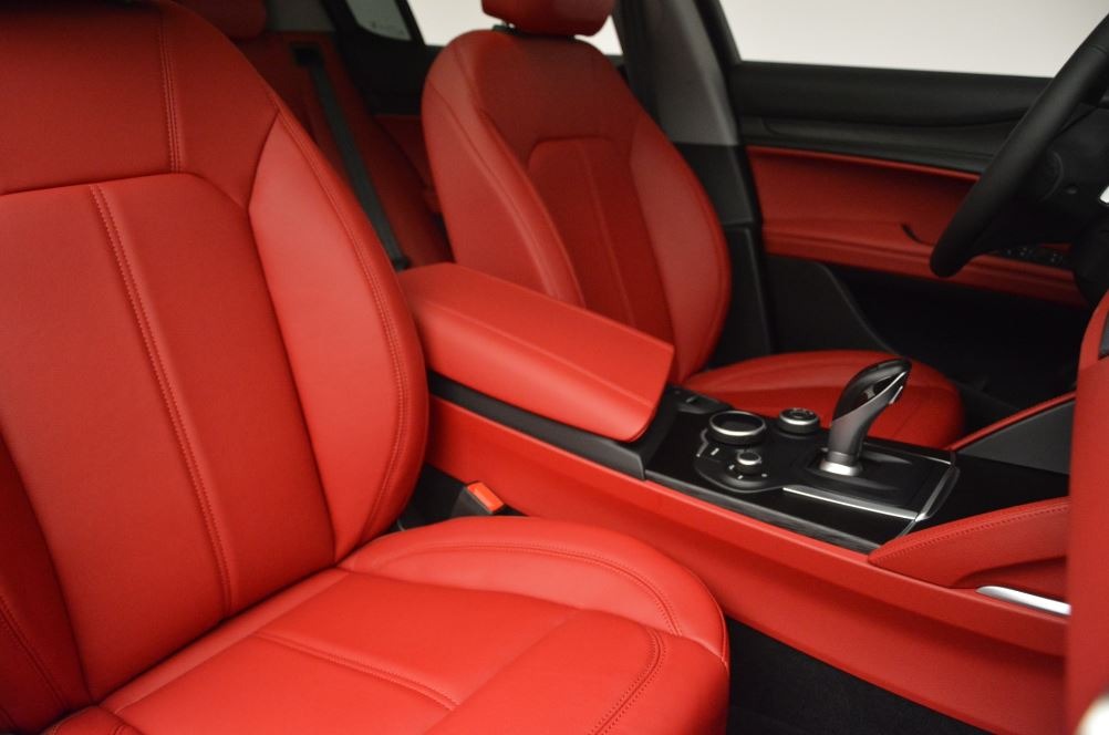 New-2019-Alfa-Romeo-Stelvio-Q4