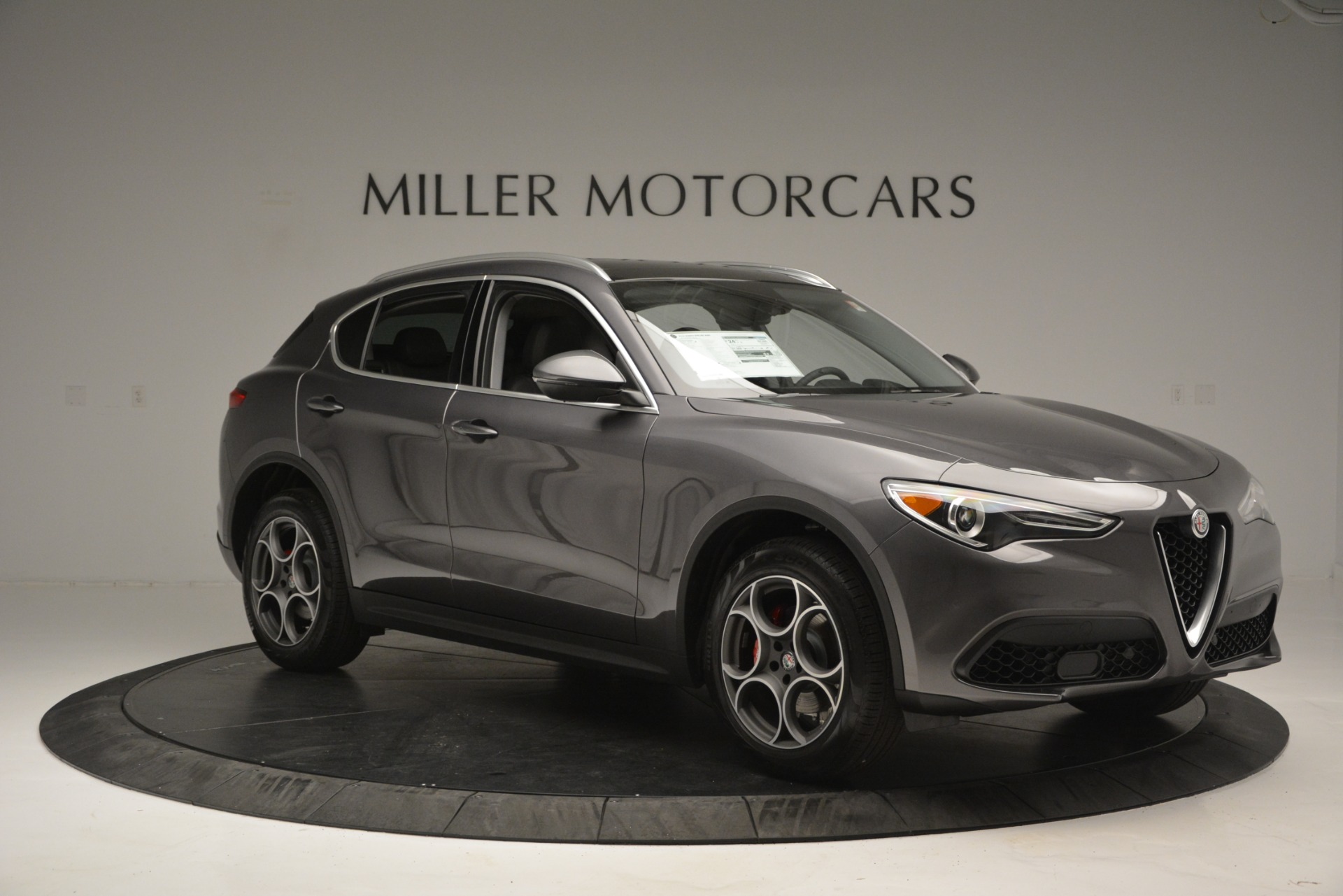 New-2019-Alfa-Romeo-Stelvio-Q4
